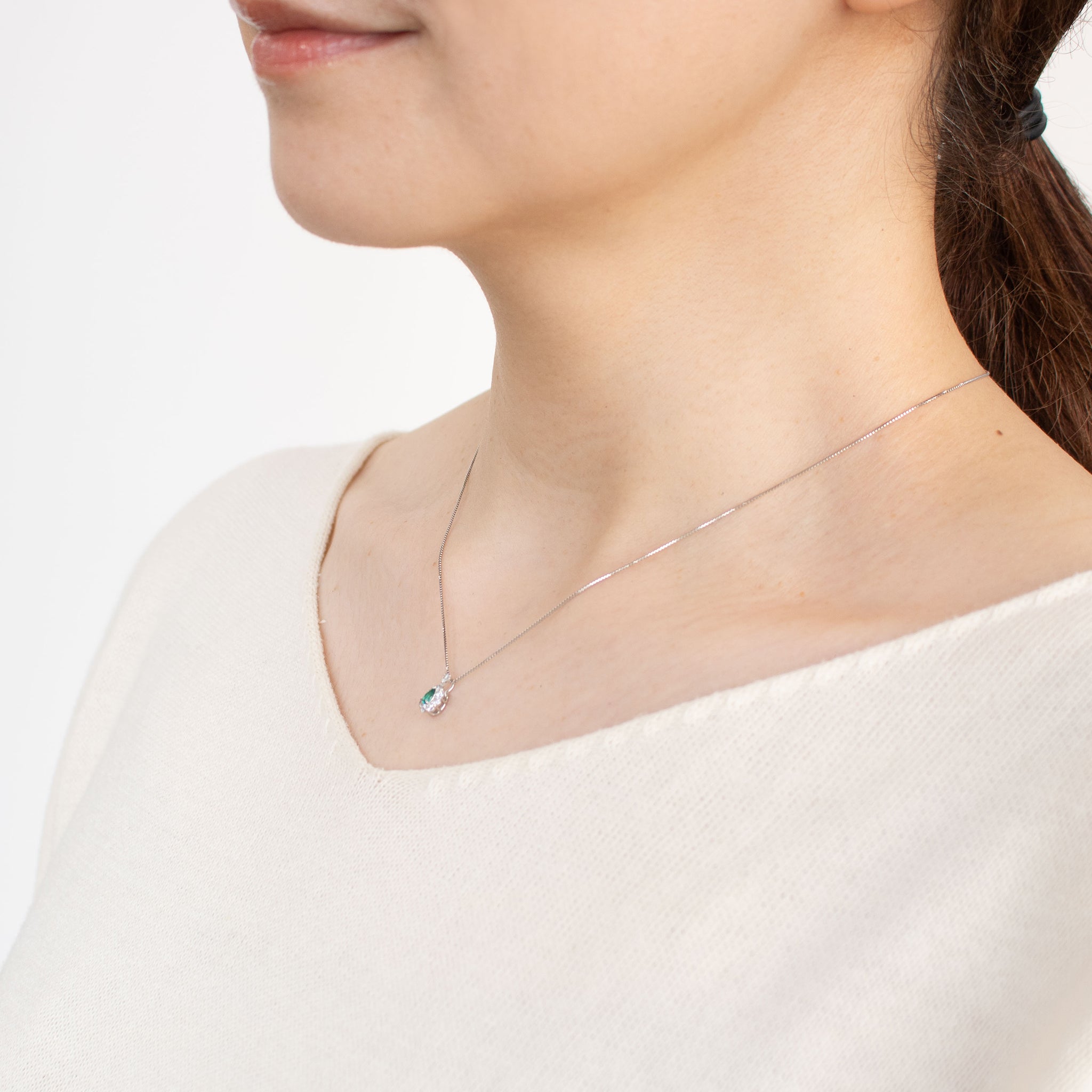 【限定1点】グリーンアウイナイト/ダイヤモンド プラチナネックレス(鑑別書付)《25T10304》