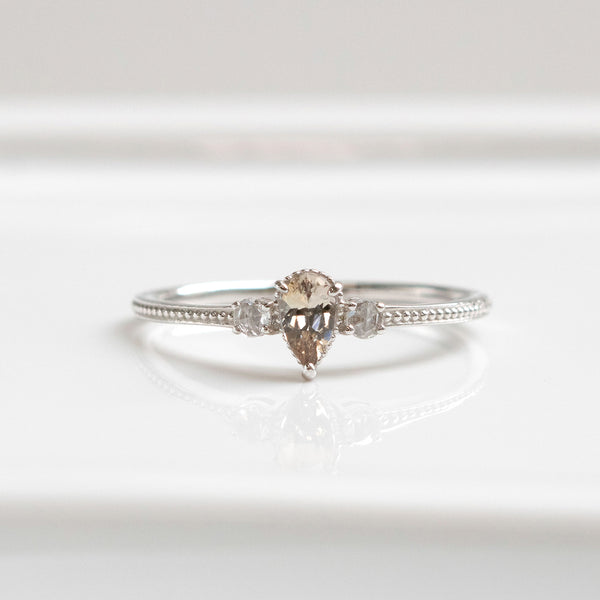 専用　フィレンツェ彫りk18＆PT900ルビー、エメラルド、ダイヤリング 楽天市場】pt900 エメラルド ダイヤモンドリング 【送料無料】【刻印