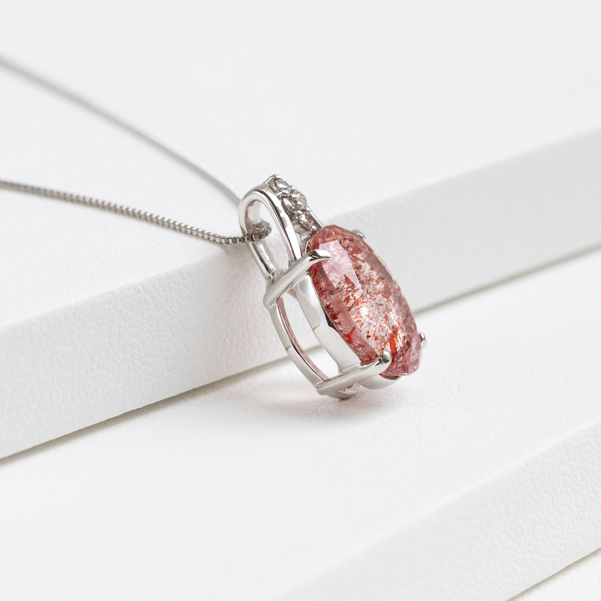 【限定1点】クォーツ/ダイヤモンド プラチナネックレス《25T10309》