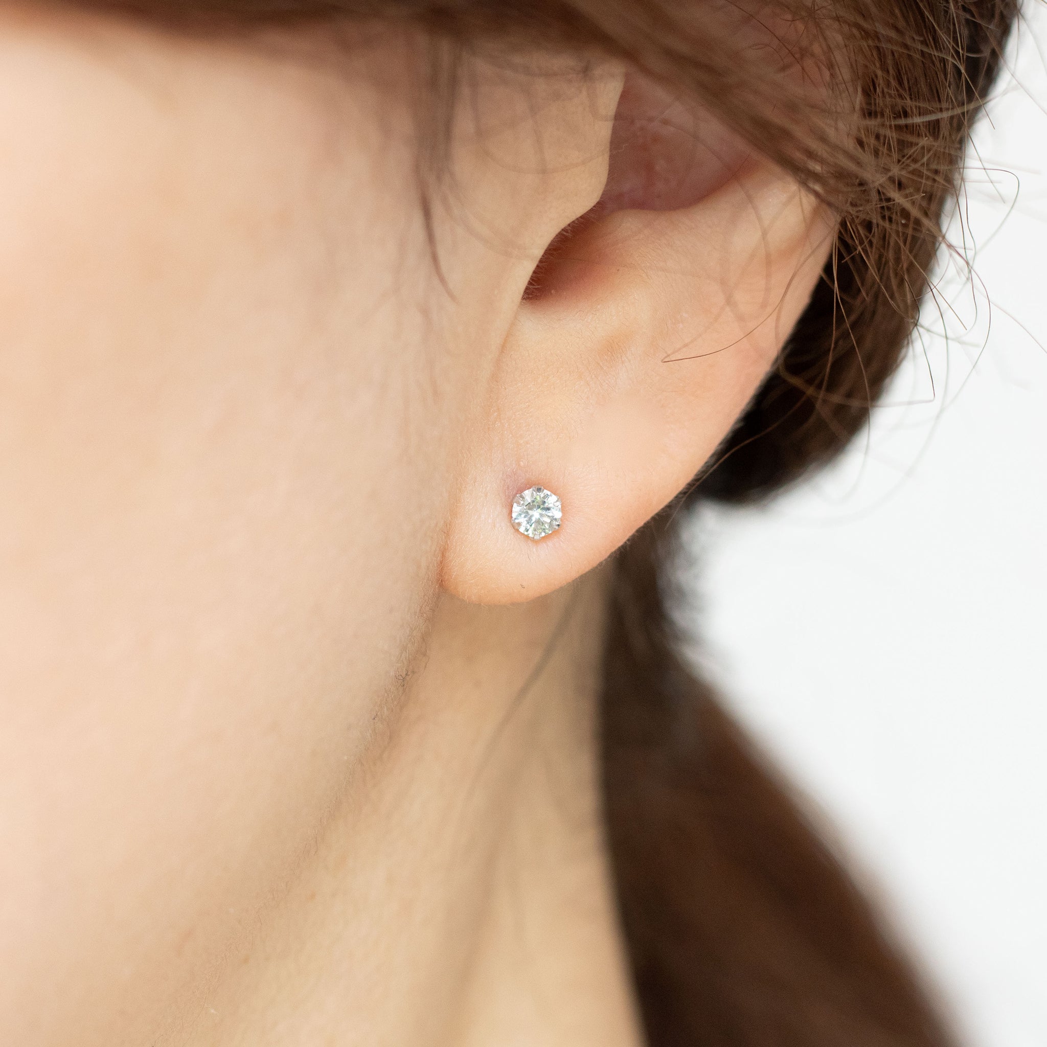 【限定1点】フェナカイト プラチナピアス《25T10316》