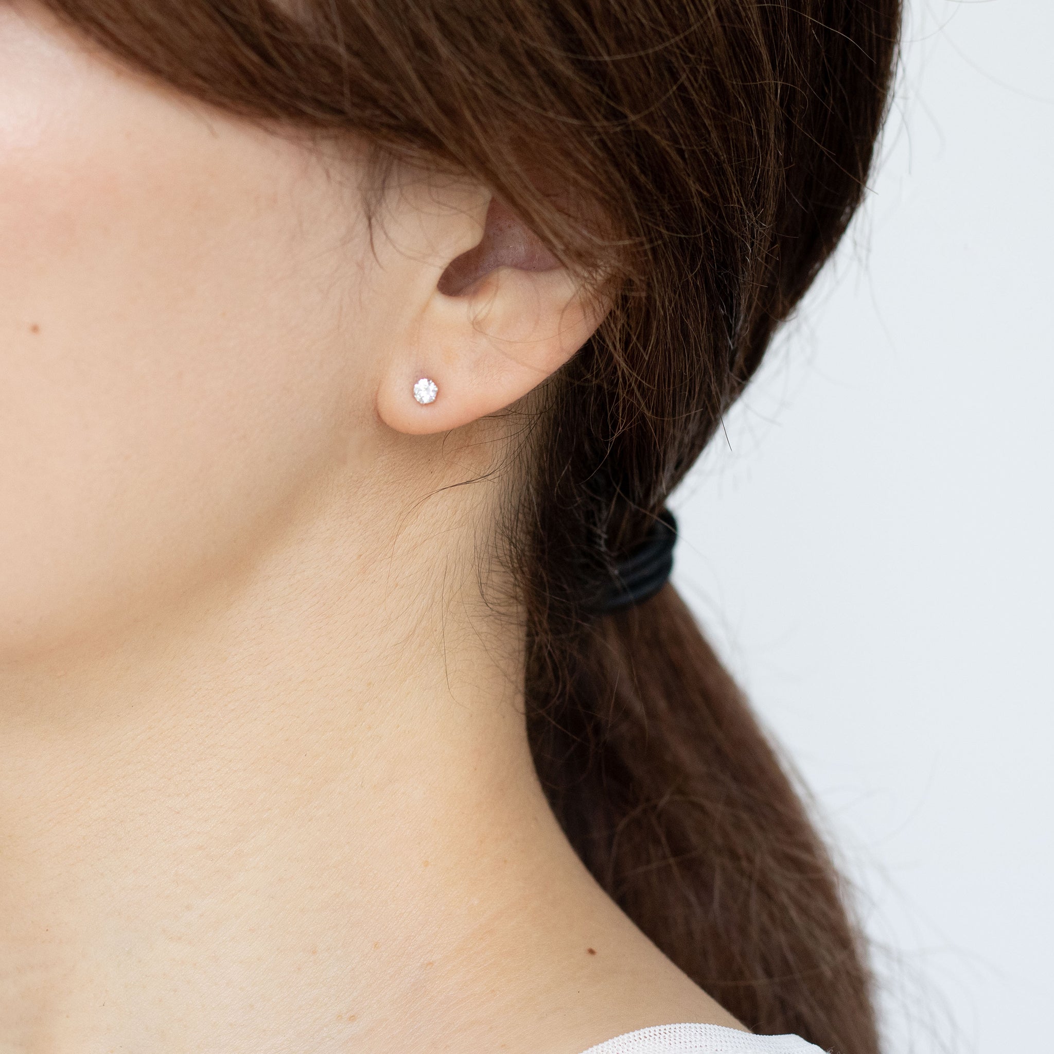 【限定1点】フェナカイト プラチナピアス《25T10316》