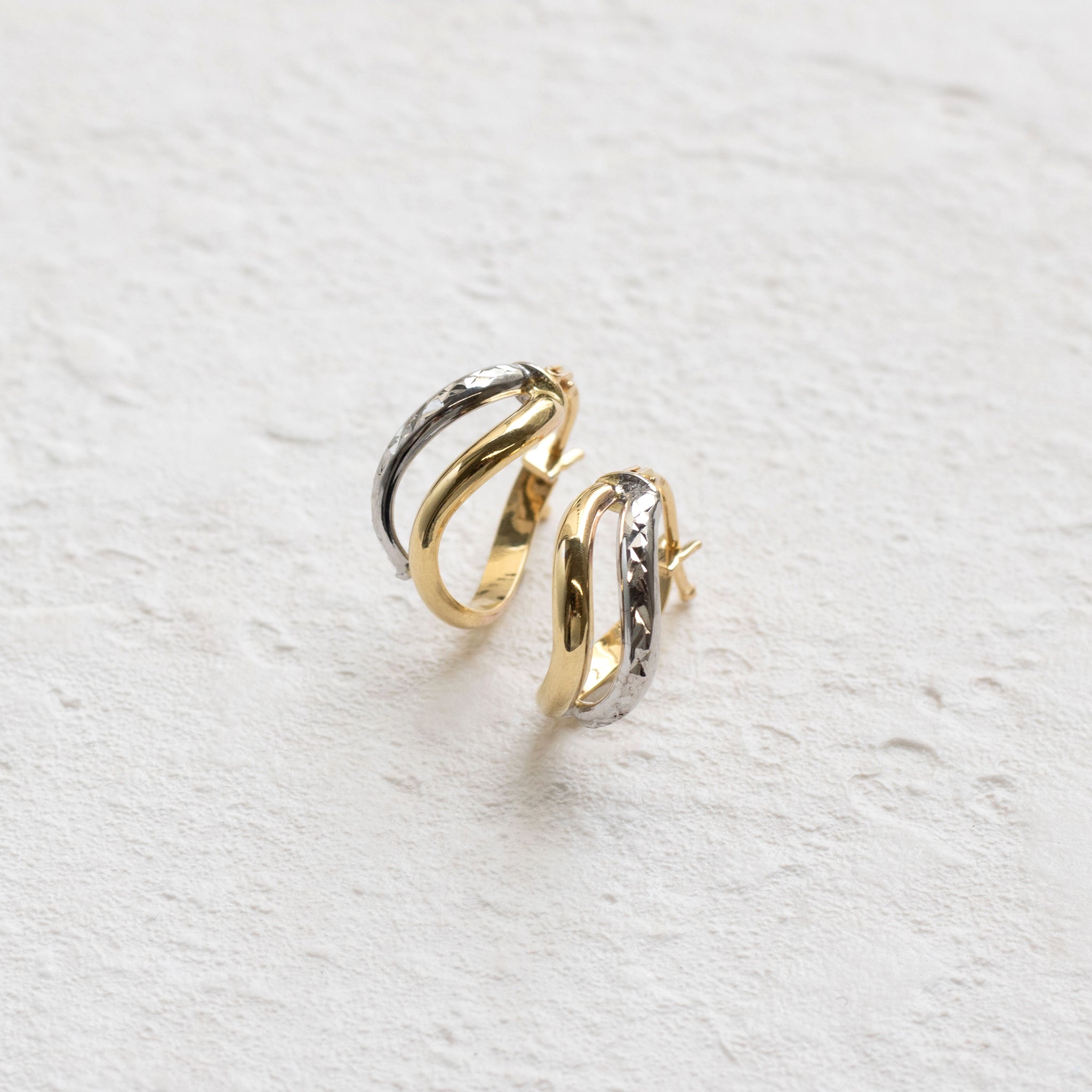 K18ピアス(コンビカラー/イタリア製)《25T10317》