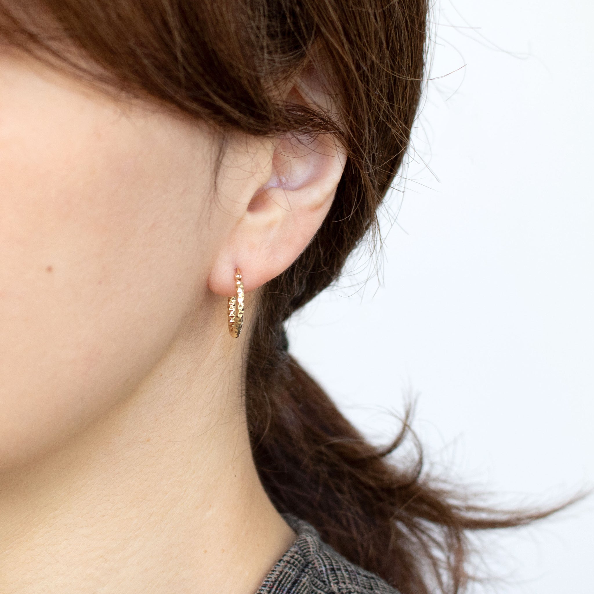 K18ピアス(フープ/イタリア製)《25T10318》