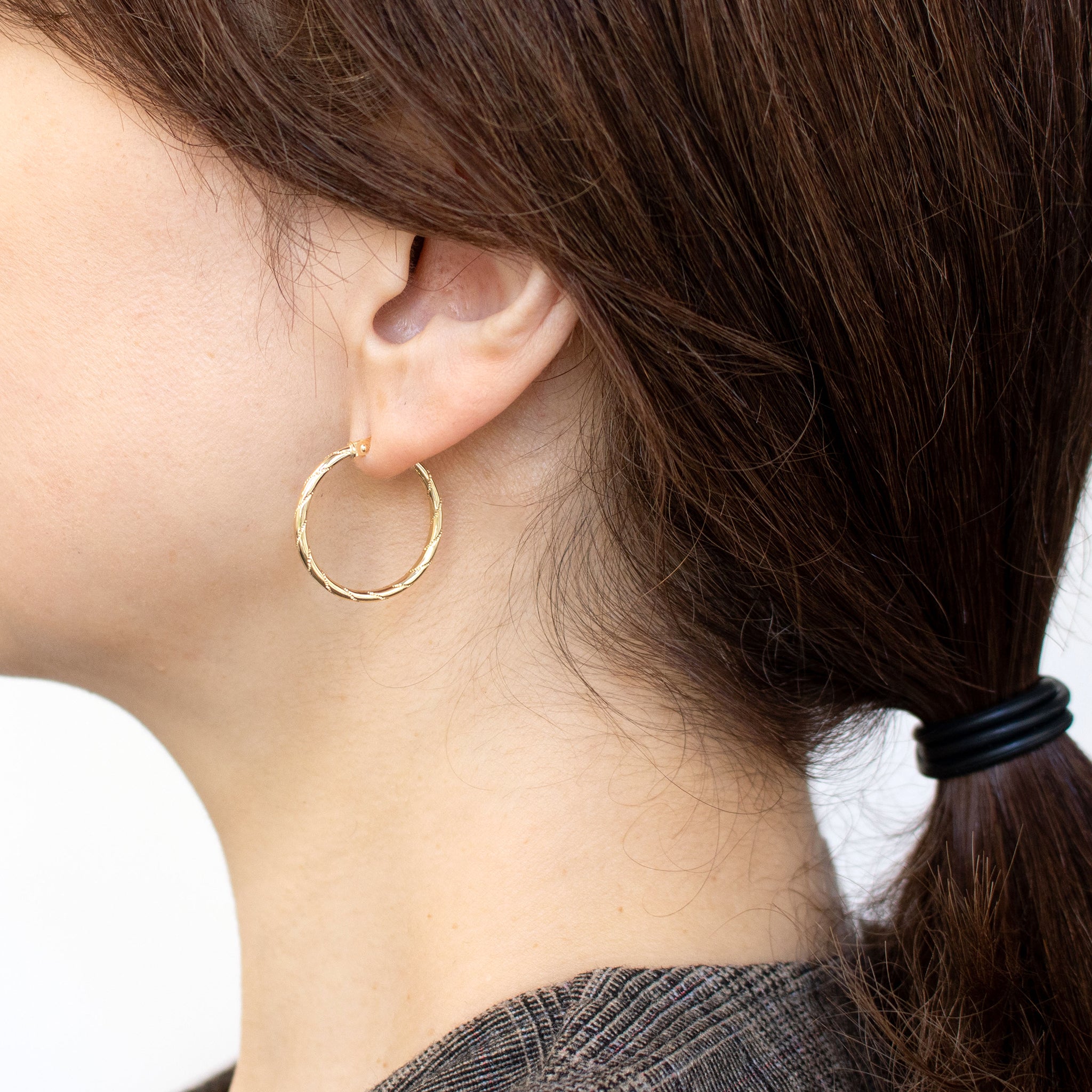 K18ピアス(フープ/イタリア製)《25T10319》