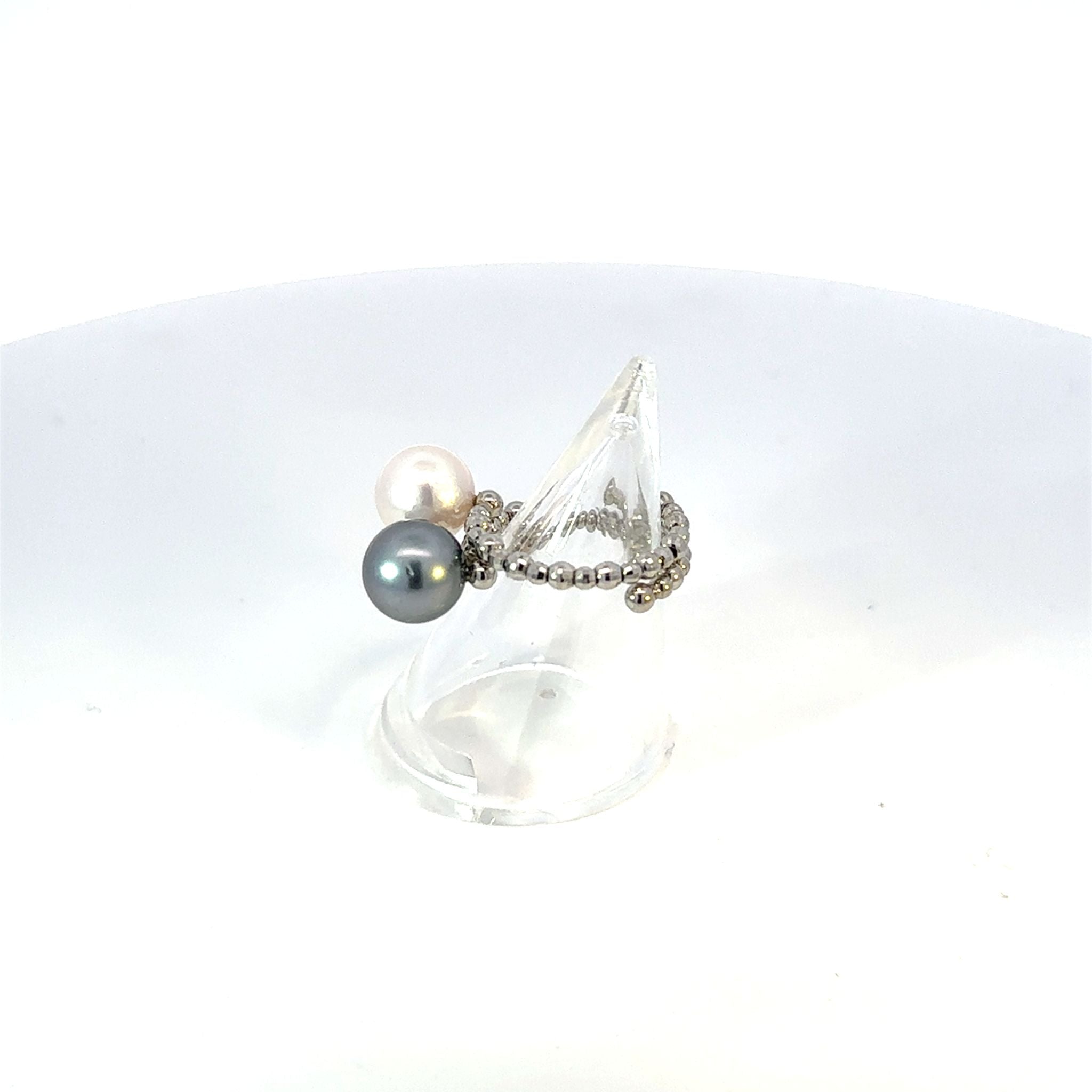 パール プラチナリング(黒蝶真珠/8mm/アコヤ真珠/8mm/フリーサイズ/6月誕生石)《25V00301》