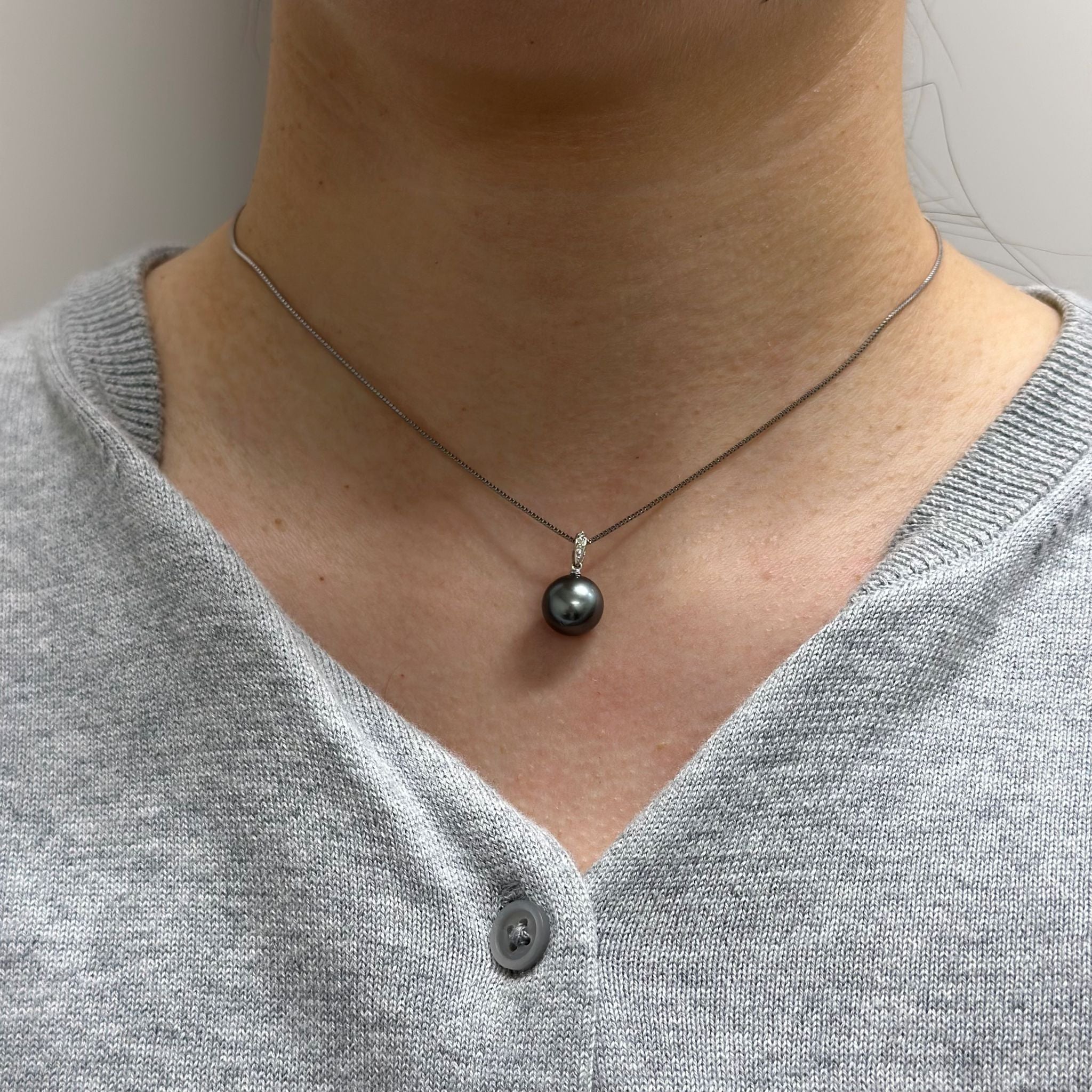 パール/ダイヤモンド プラチナネックレス(黒蝶真珠/10mm/6月誕生石