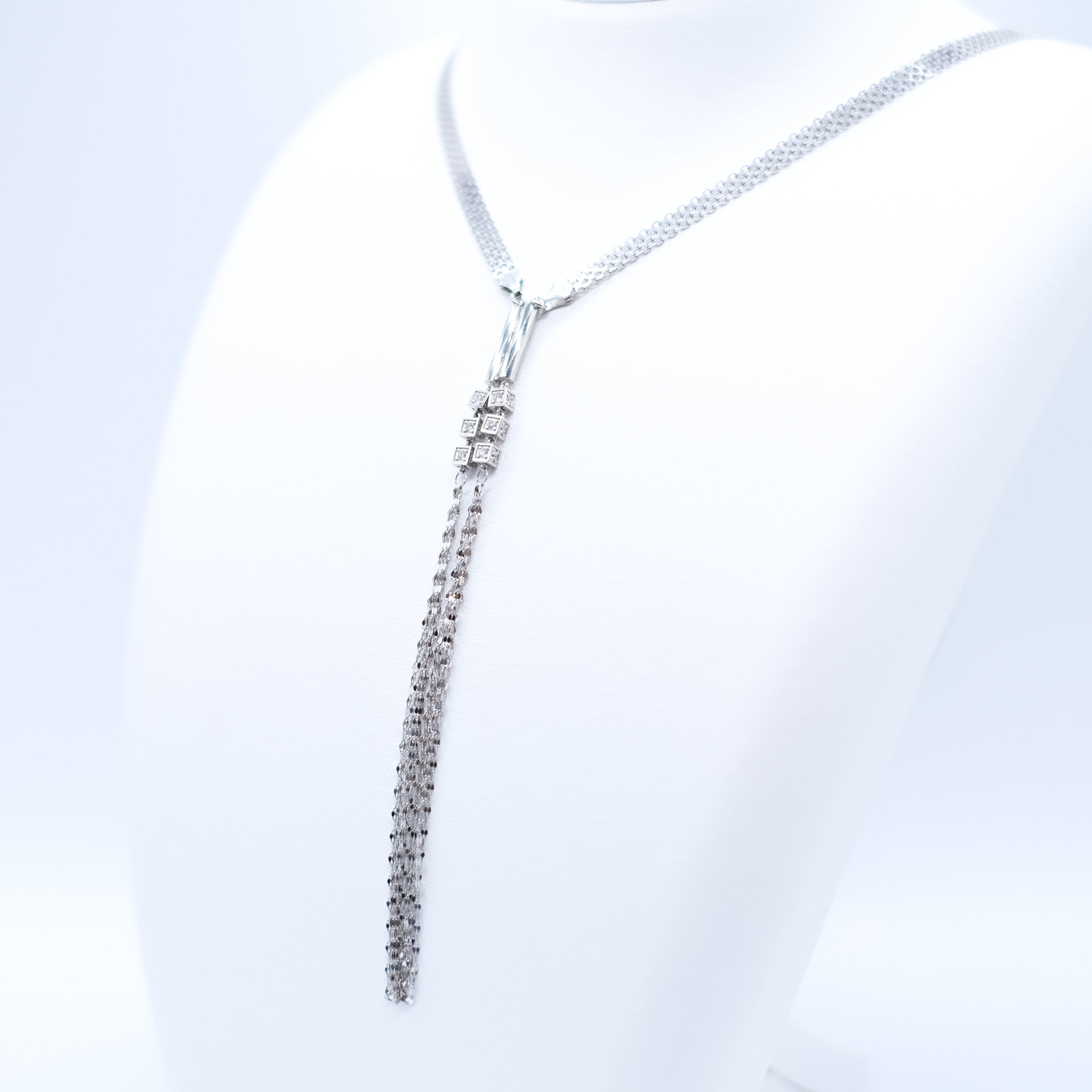 ダイヤモンド プラチナネックレス(ロング/78cm/マグネット式/4月誕生石/鑑別書付)《25V00306》