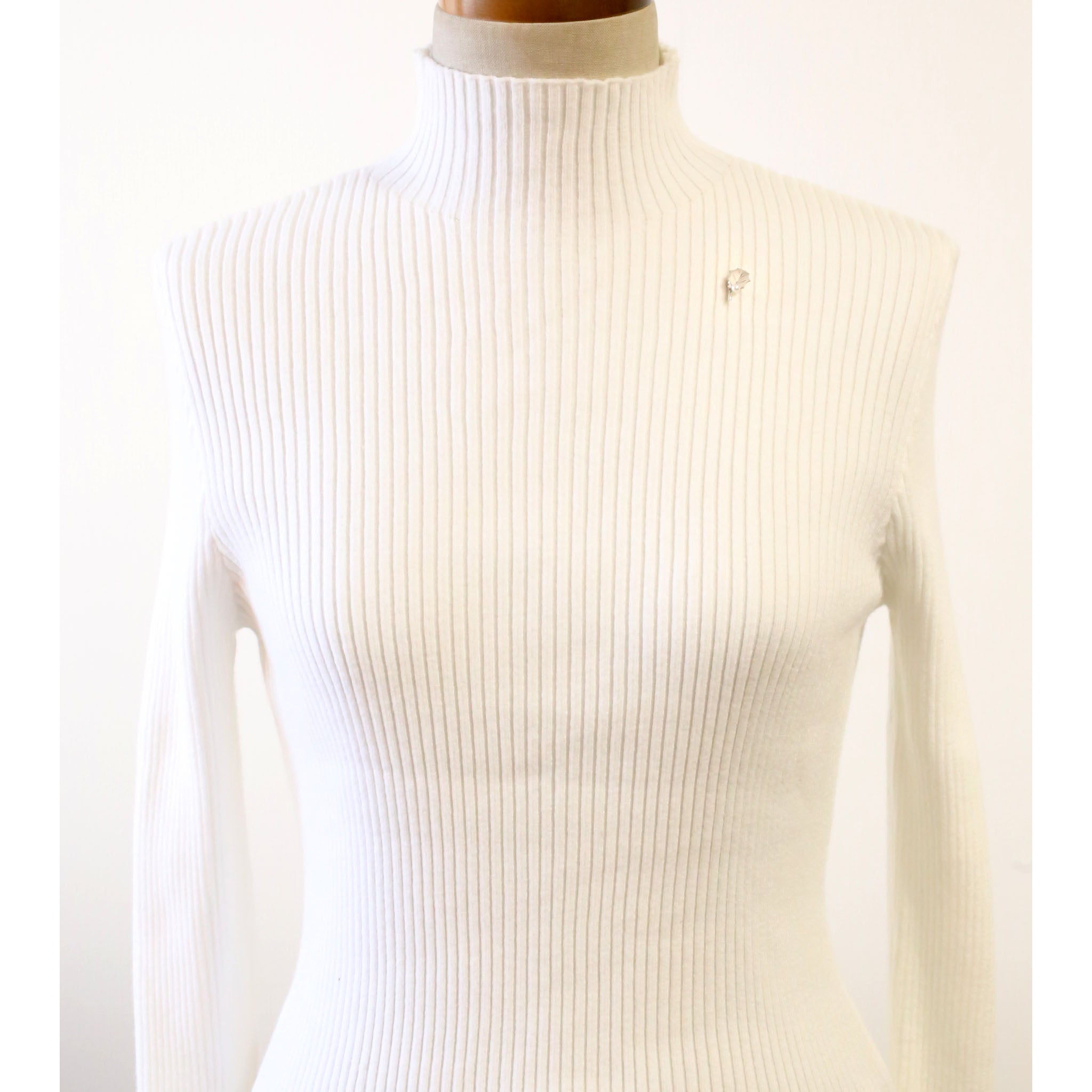 パール プラチナブローチ(アコヤ真珠/ヒイラギモチーフ/6月誕生石)《25V00406》