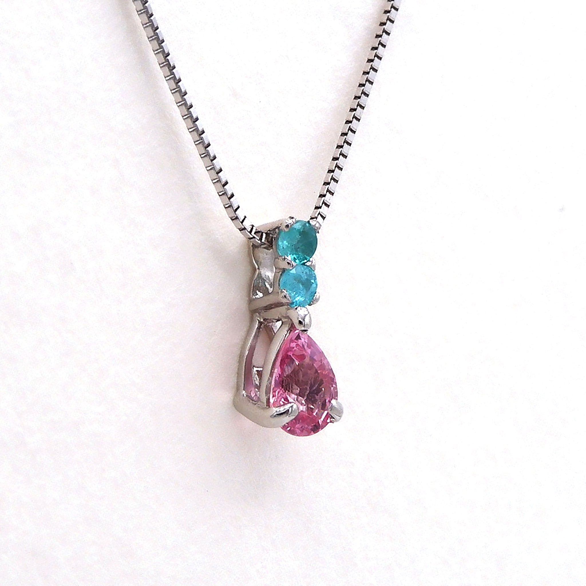 パパラチアサファイア/パライバトルマリン プラチナネックレス(9月誕生石/鑑別書付)《25V00503》