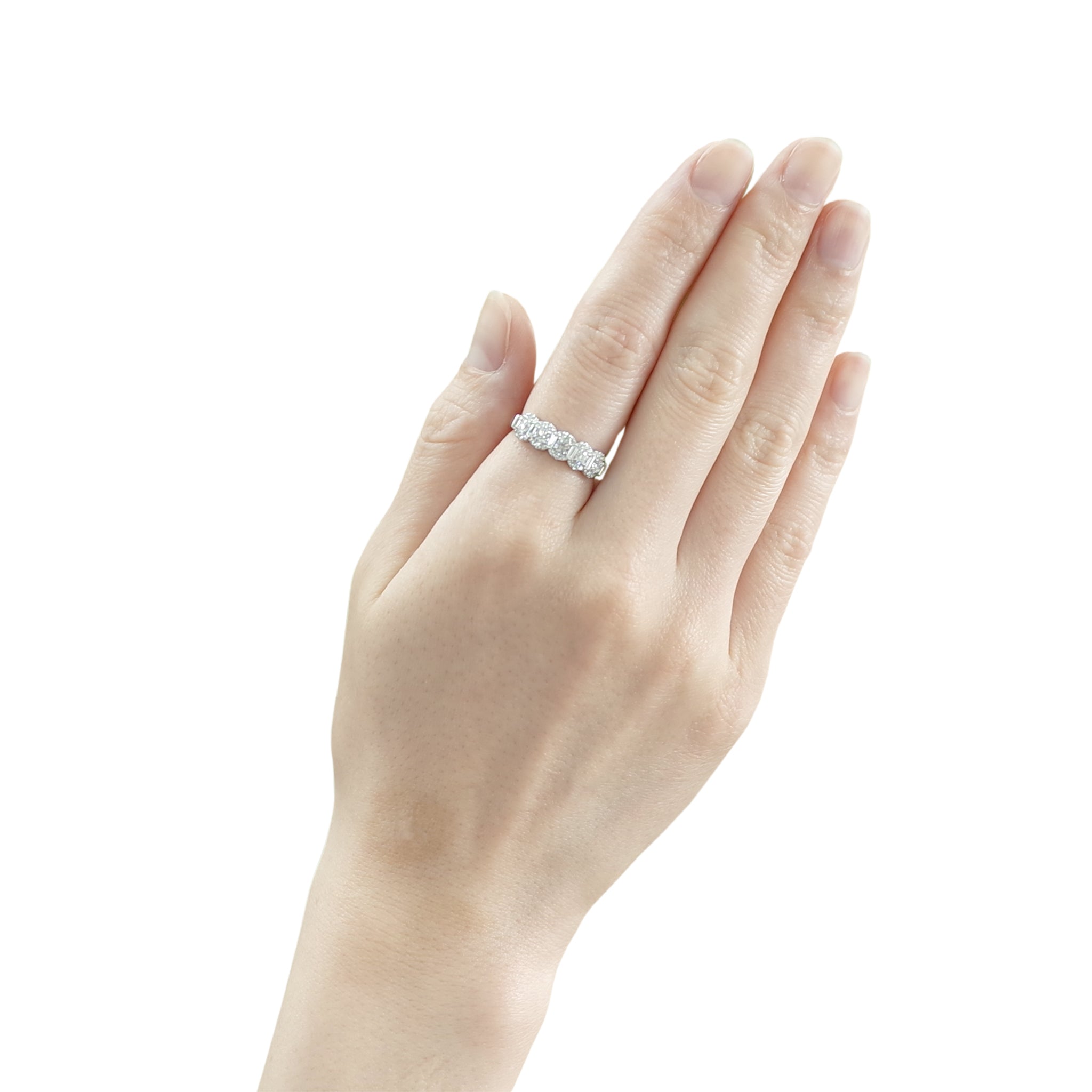 ダイヤモンド プラチナリング(4月誕生石/鑑別書付)《25V00605》