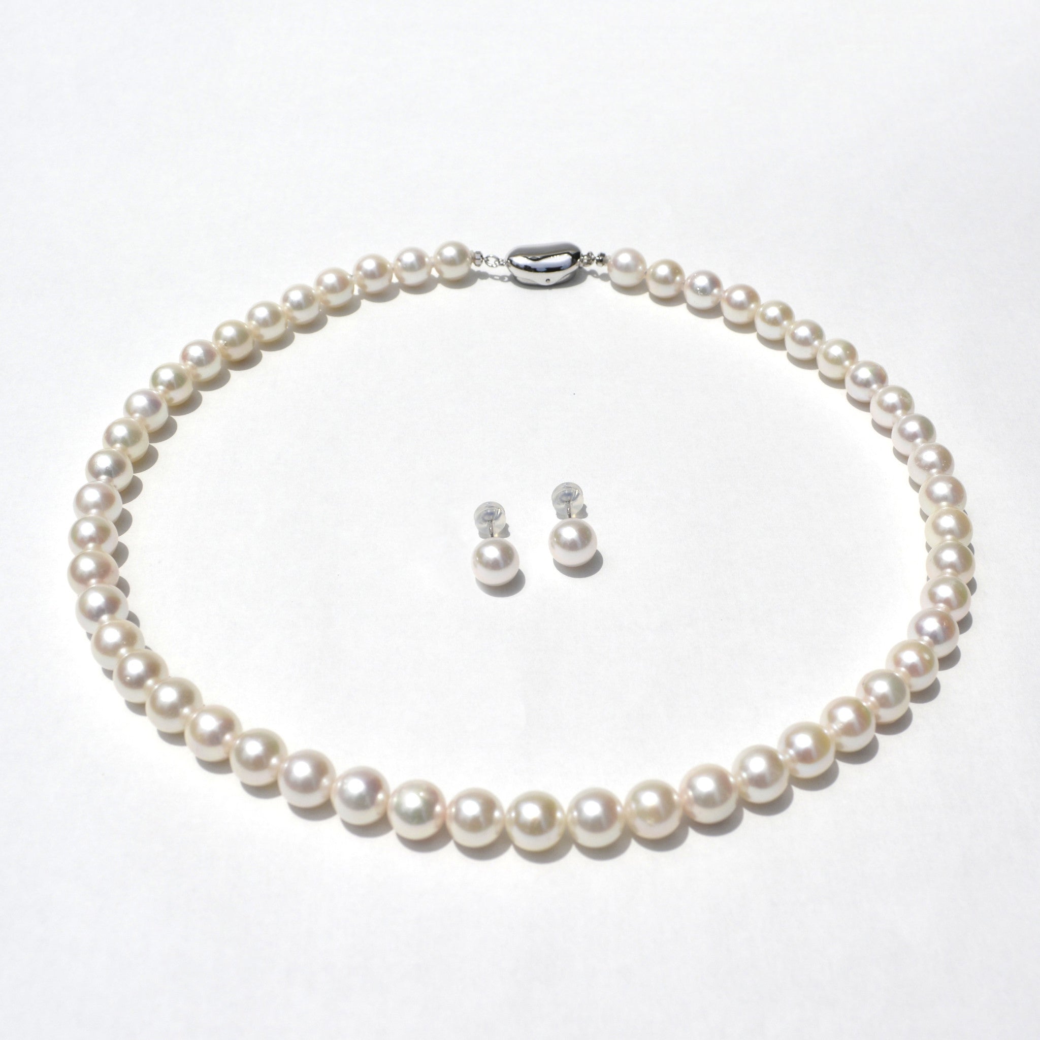 【限定6点】パール ネックレス＆ピアス(アコヤ真珠/8mm/2点セット/6月誕生石/鑑別書付)《25V00701-P》