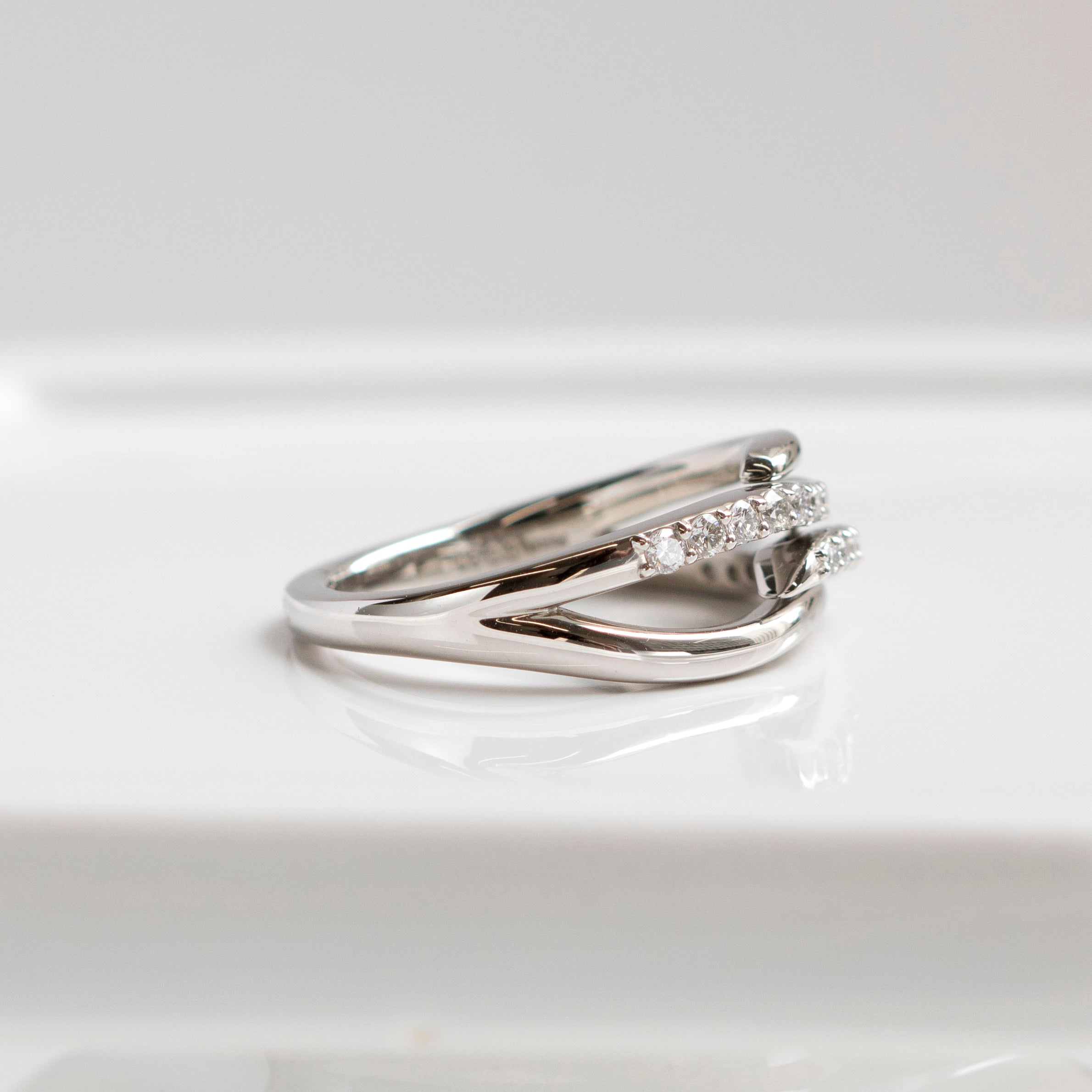 ダイヤモンド プラチナリング(Lサイズ/フリーサイズ/4月誕生石)《25V00805-L》