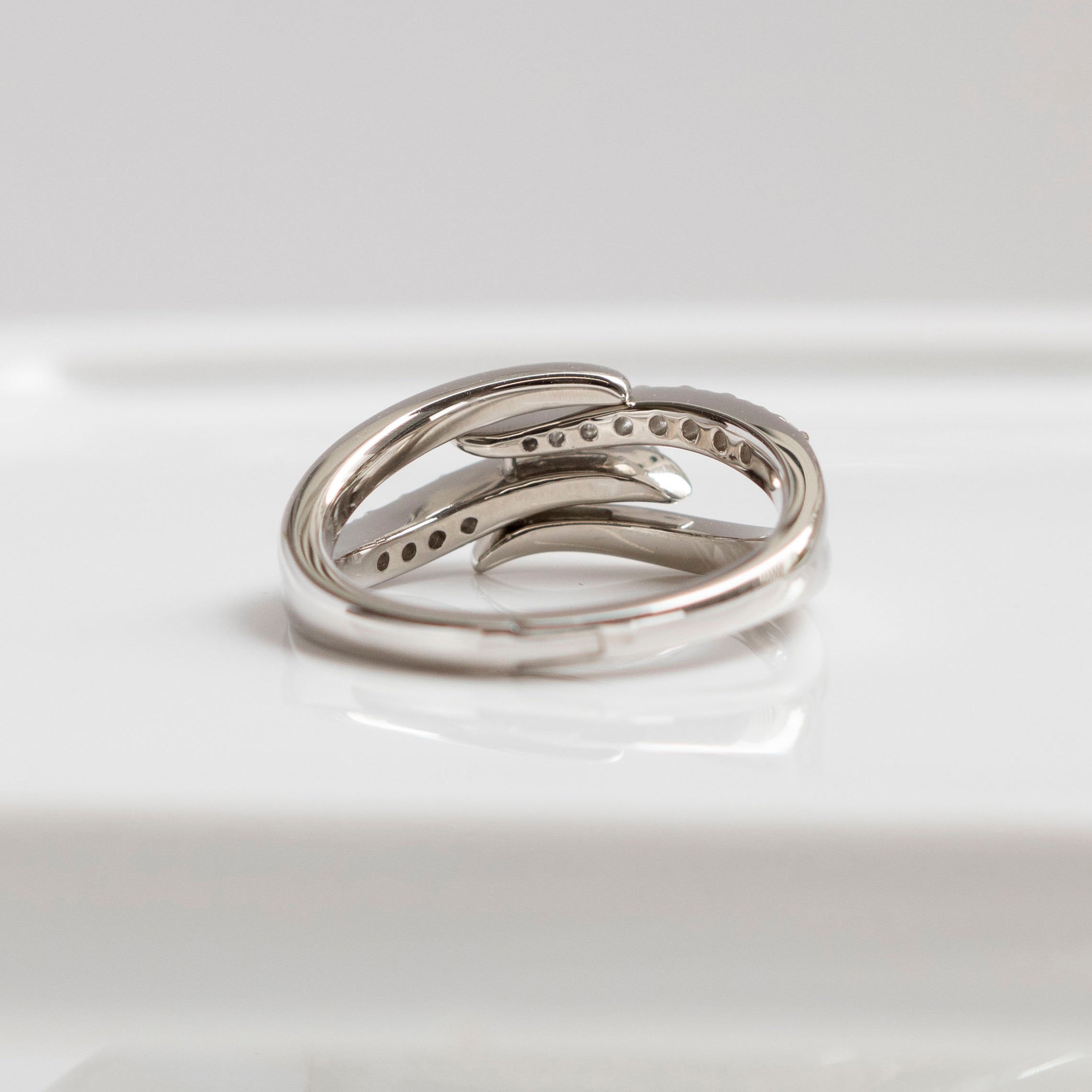 ダイヤモンド プラチナリング(Lサイズ/フリーサイズ/4月誕生石)《25V00805-L》