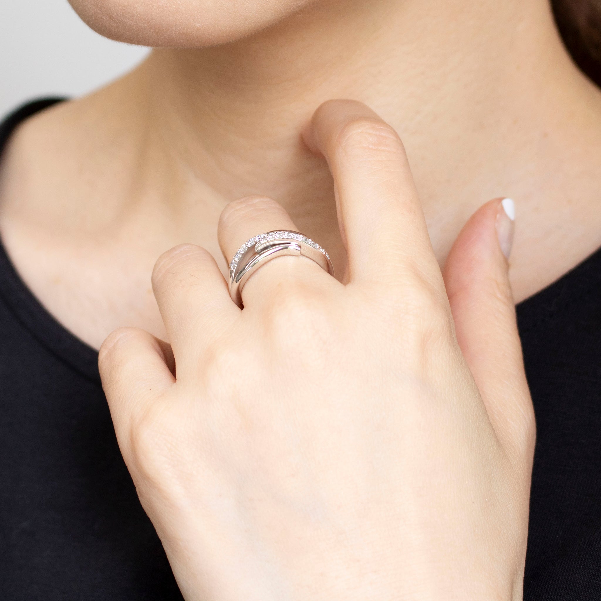 ダイヤモンド プラチナリング(Sサイズ/フリーサイズ/4月誕生石)《25V00805-S》