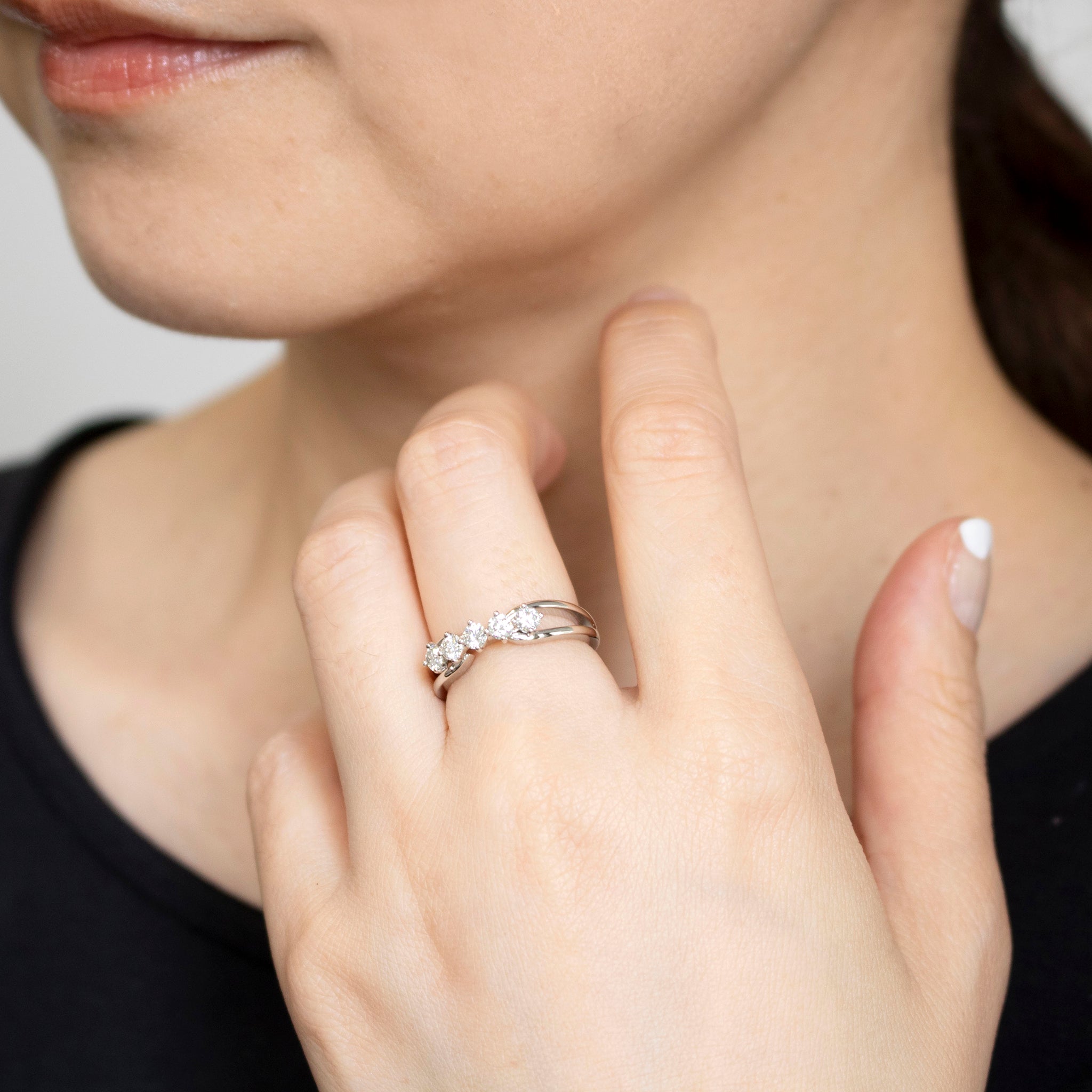 ダイヤモンド プラチナリング(Sサイズ/フリーサイズ/4月誕生石/鑑別書付)《25V00808-S》