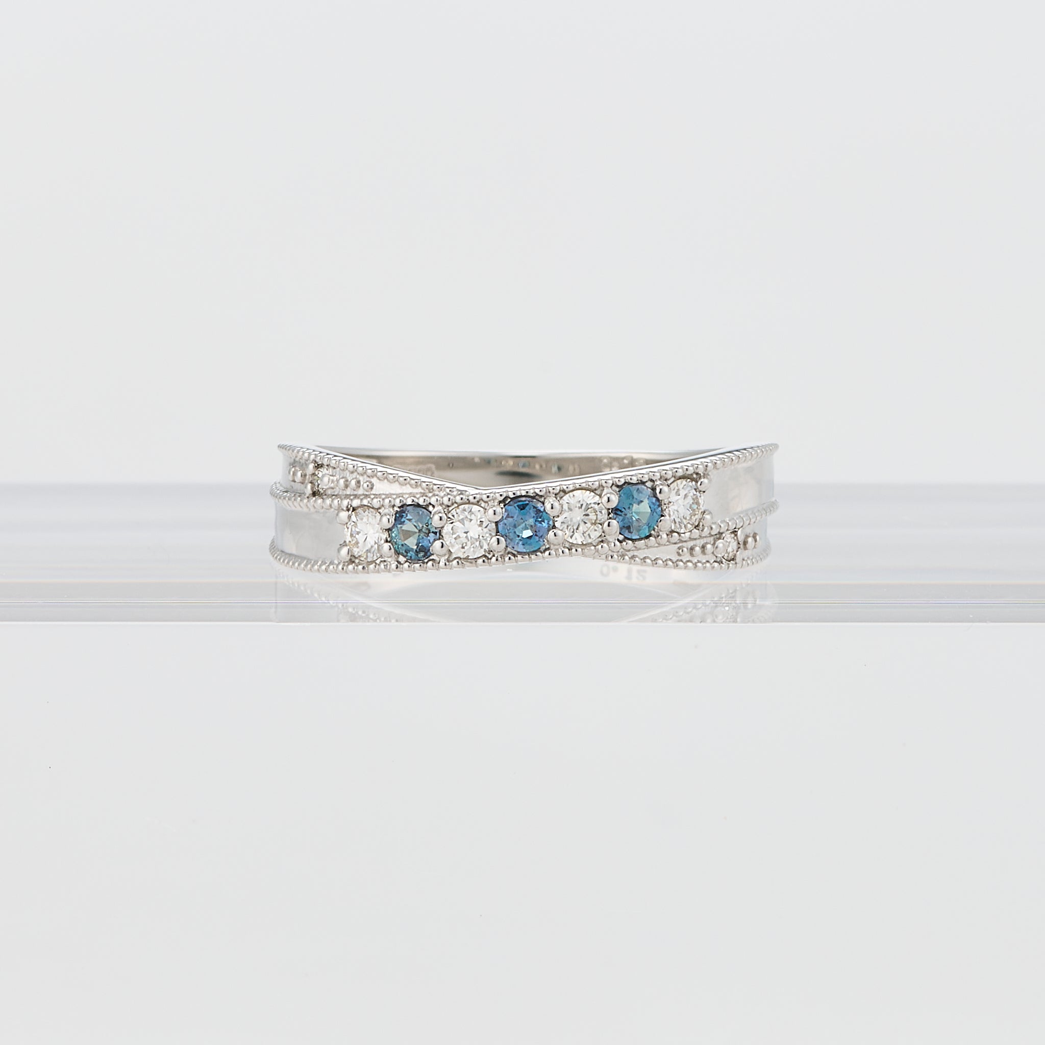 アレキサンドライト/ダイヤモンド プラチナリング(6月誕生石)《25V00901》