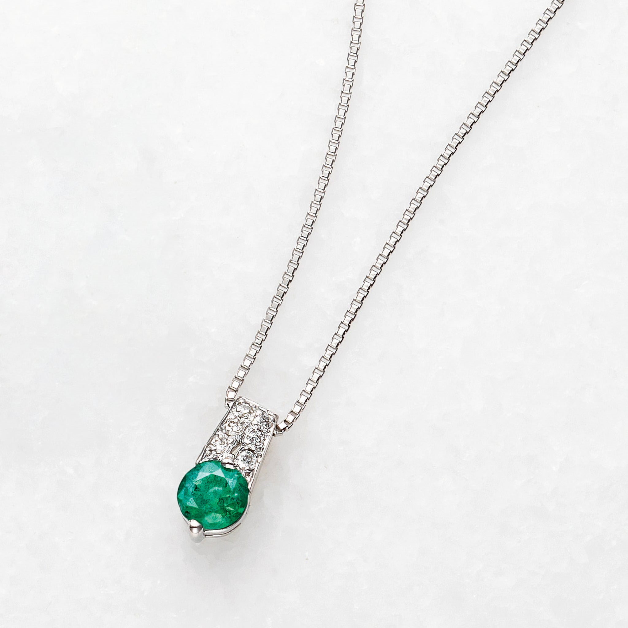 EMERALD｜エメラルド | 京セラジュエリー オンラインストア