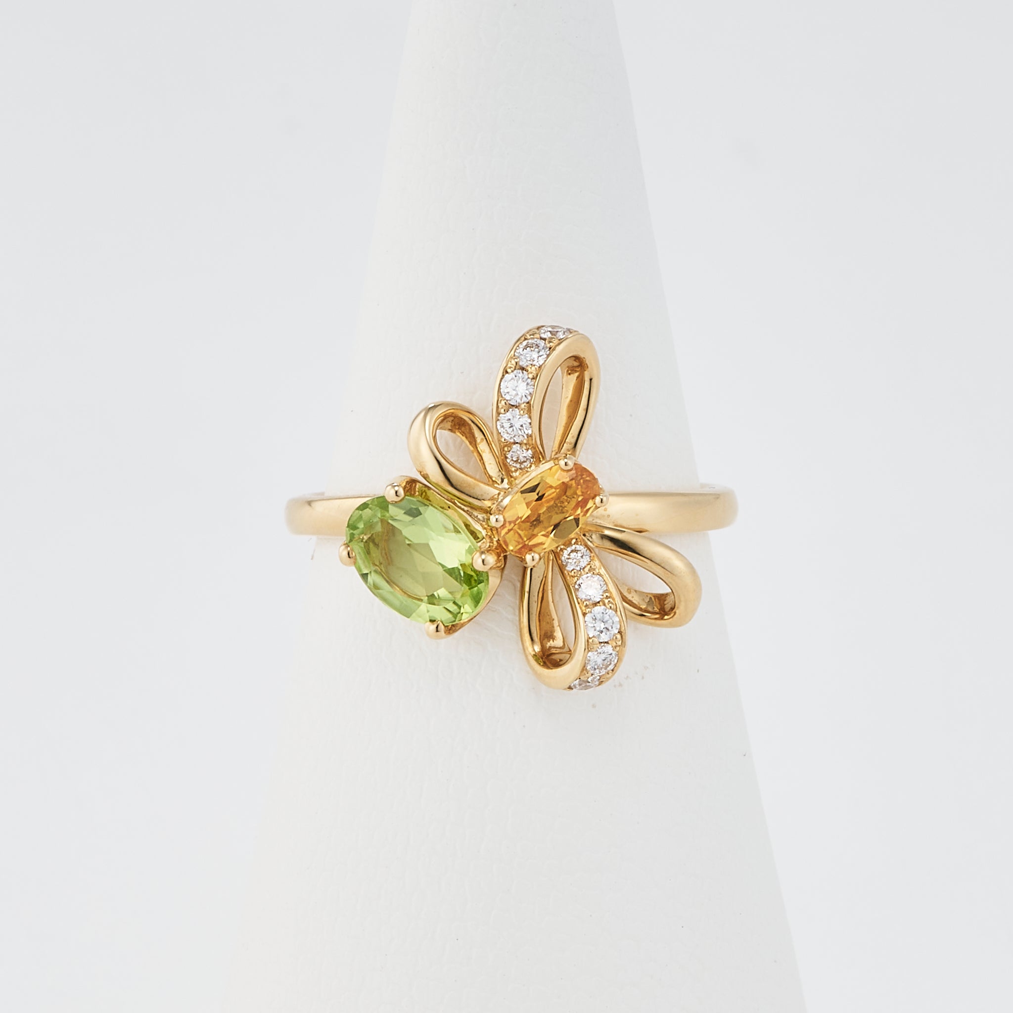 サファイア/ペリドット K18リング(NINA RICCI)《25V01004》