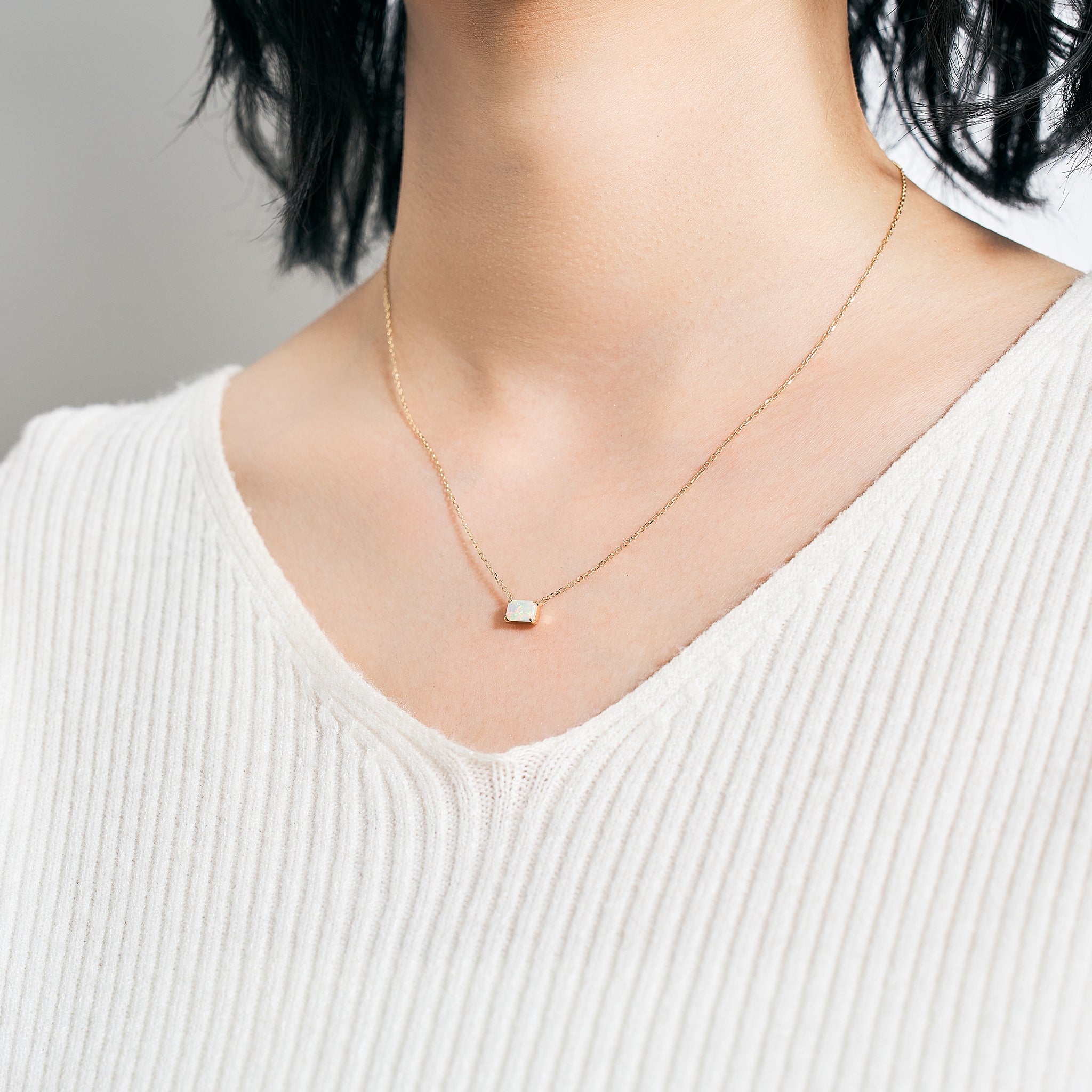 オパール K10ネックレス(エメラルドカット/10月誕生石)《25V01303》