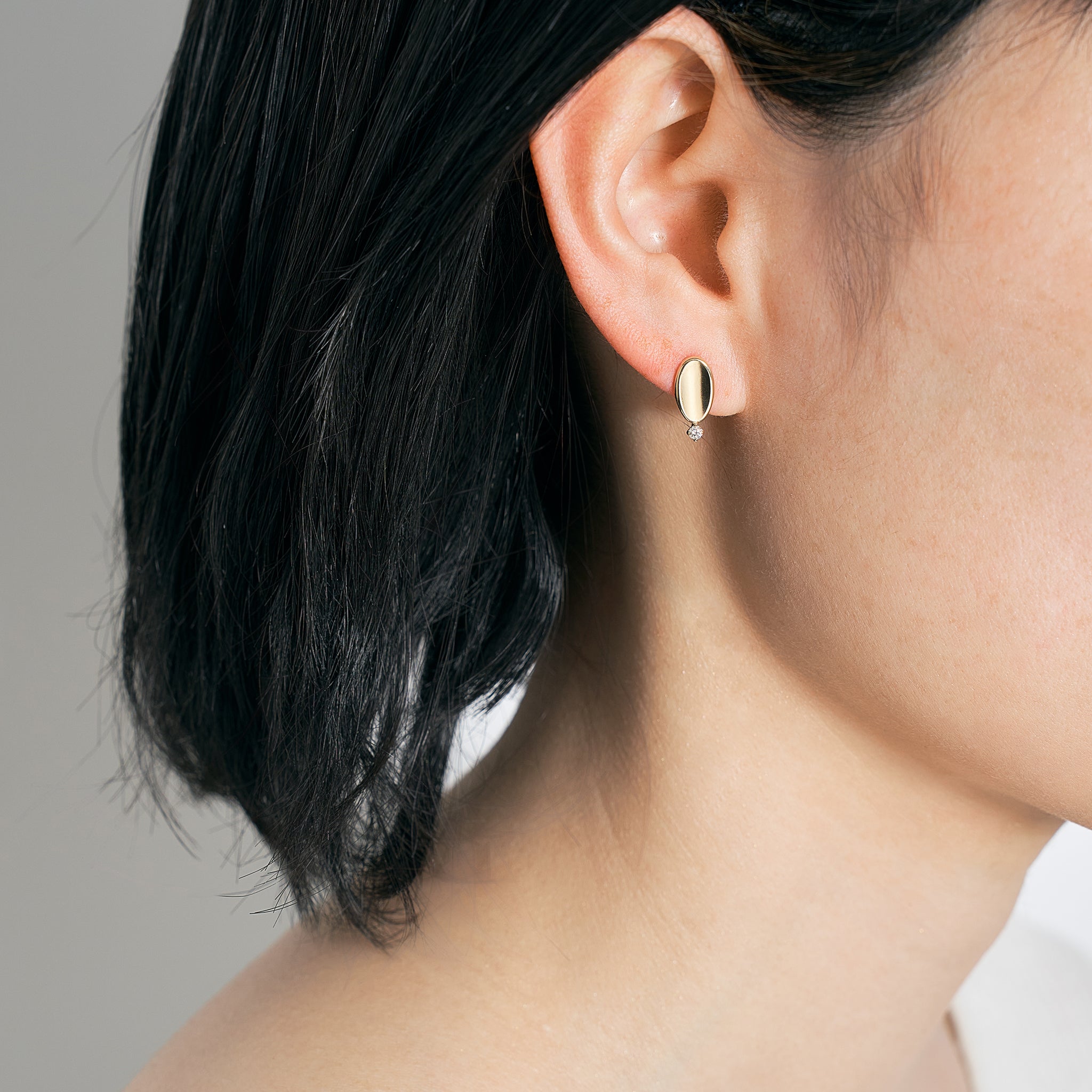 ダイヤモンド K10ピアス(4月誕生石)《25V01309》