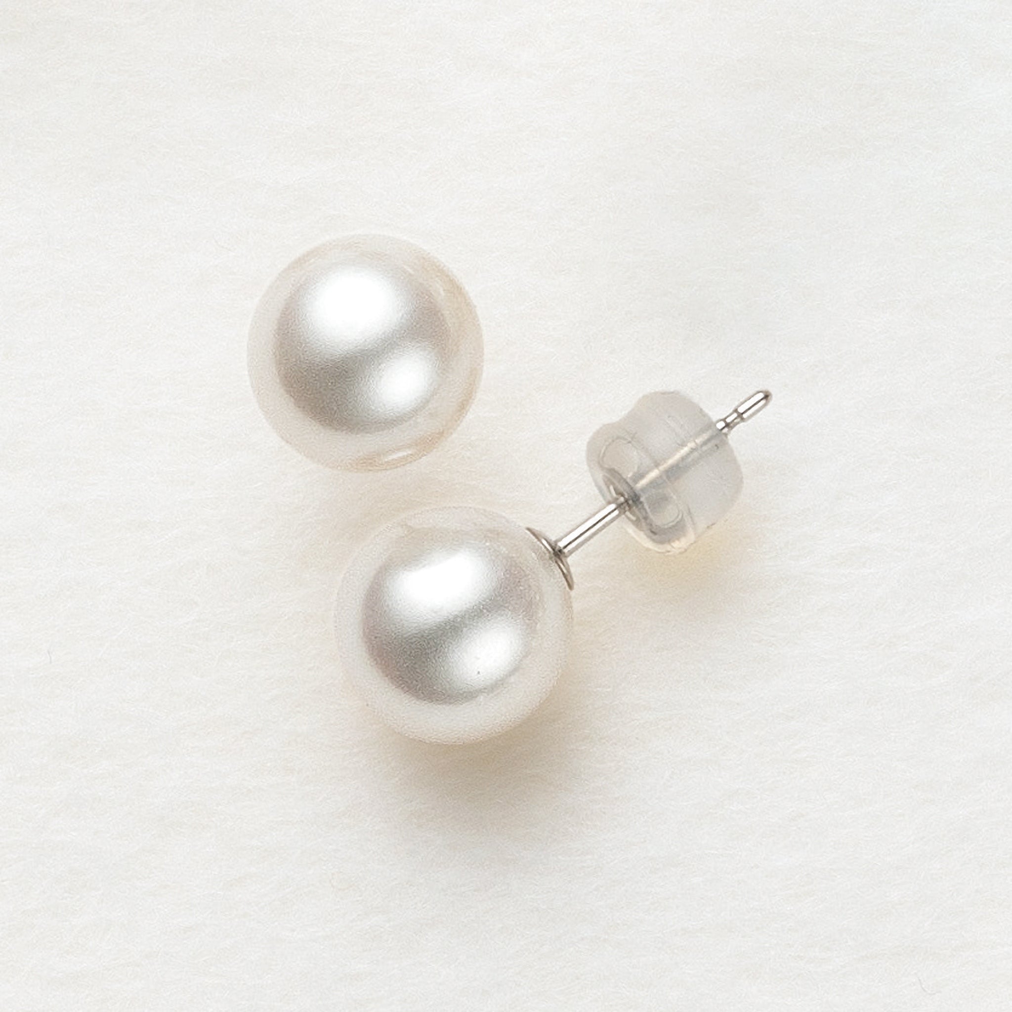 パール プラチナピアス(淡水真珠/8mm/6月誕生石)《25V01505》