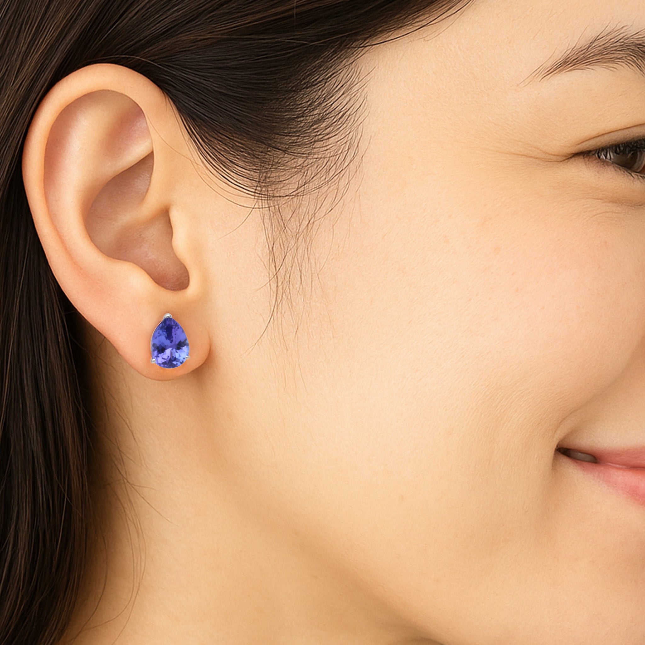 タンザナイト/ダイヤモンド プラチナピアス(計2.0カラット/ペアシェイプ/12月誕生石)《25V01607》