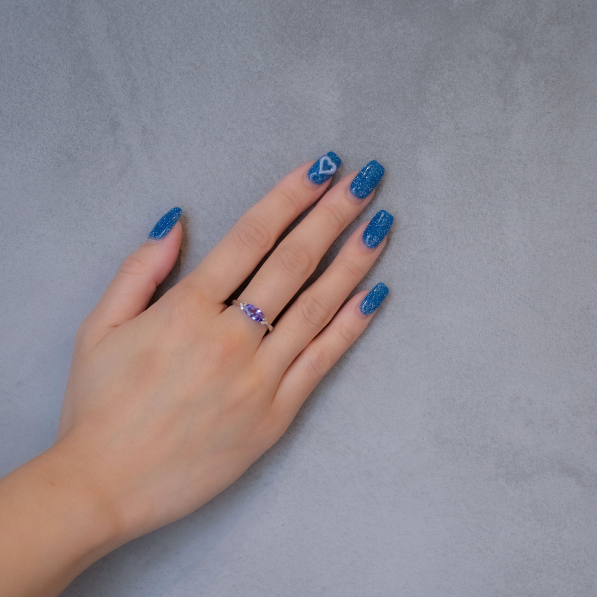 タンザナイト/ダイヤモンド プラチナリング(1.0カラット/マーキス/12月誕生石)《25V01608》