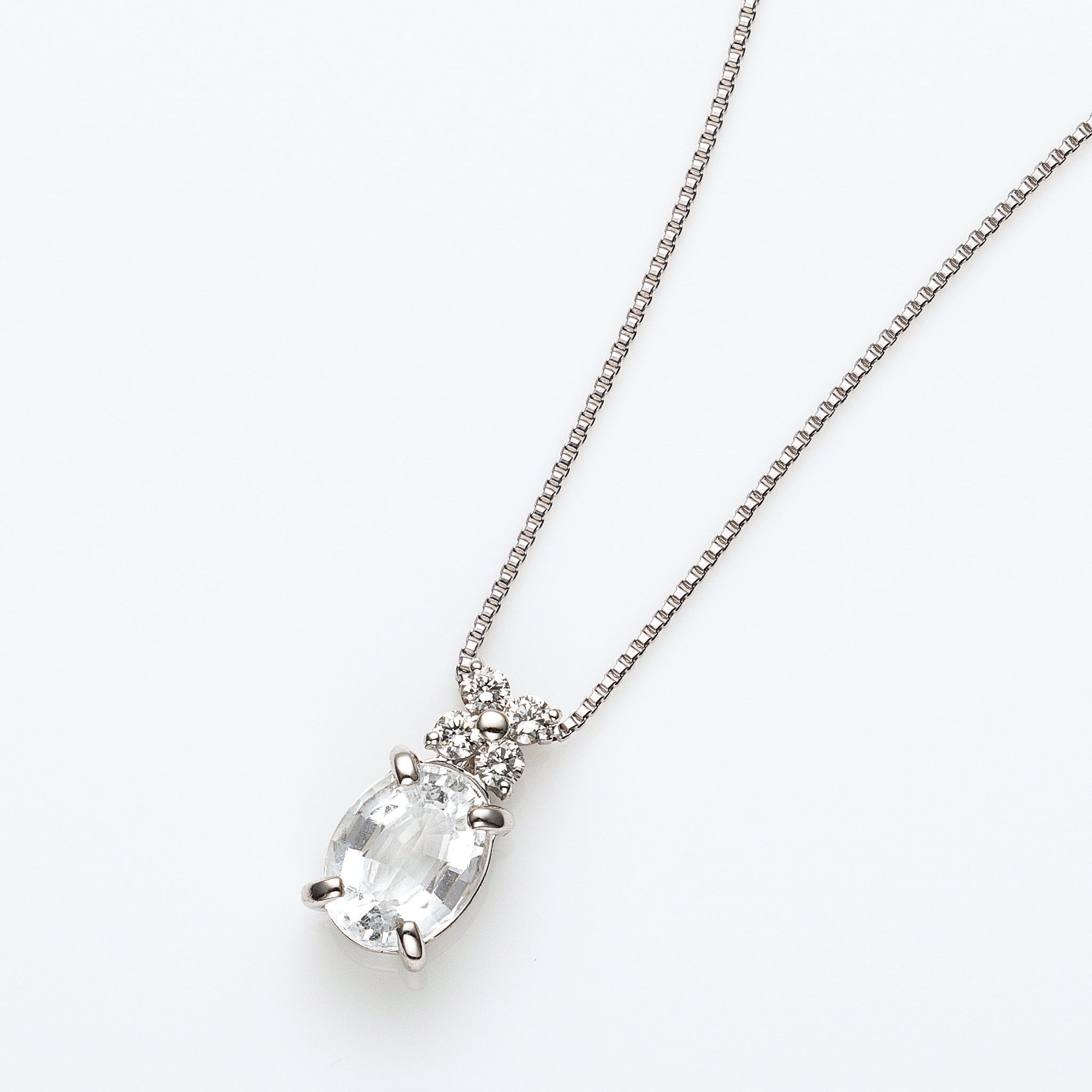 ハイアライトオパール/ダイヤモンド プラチナネックレス(10月誕生石)《25V01703》