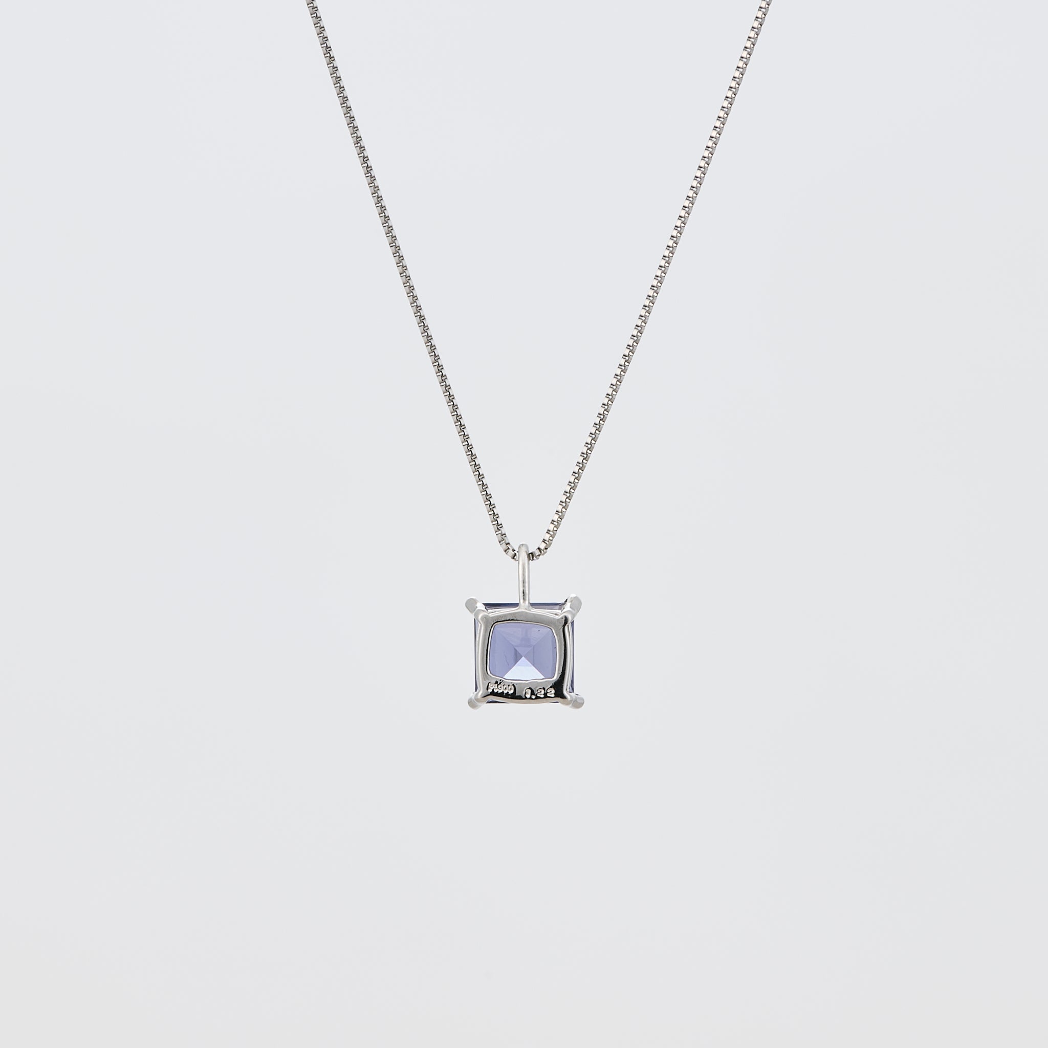 アイオライト プラチナネックレス(スクエアカット/3月誕生石)《25V01705》