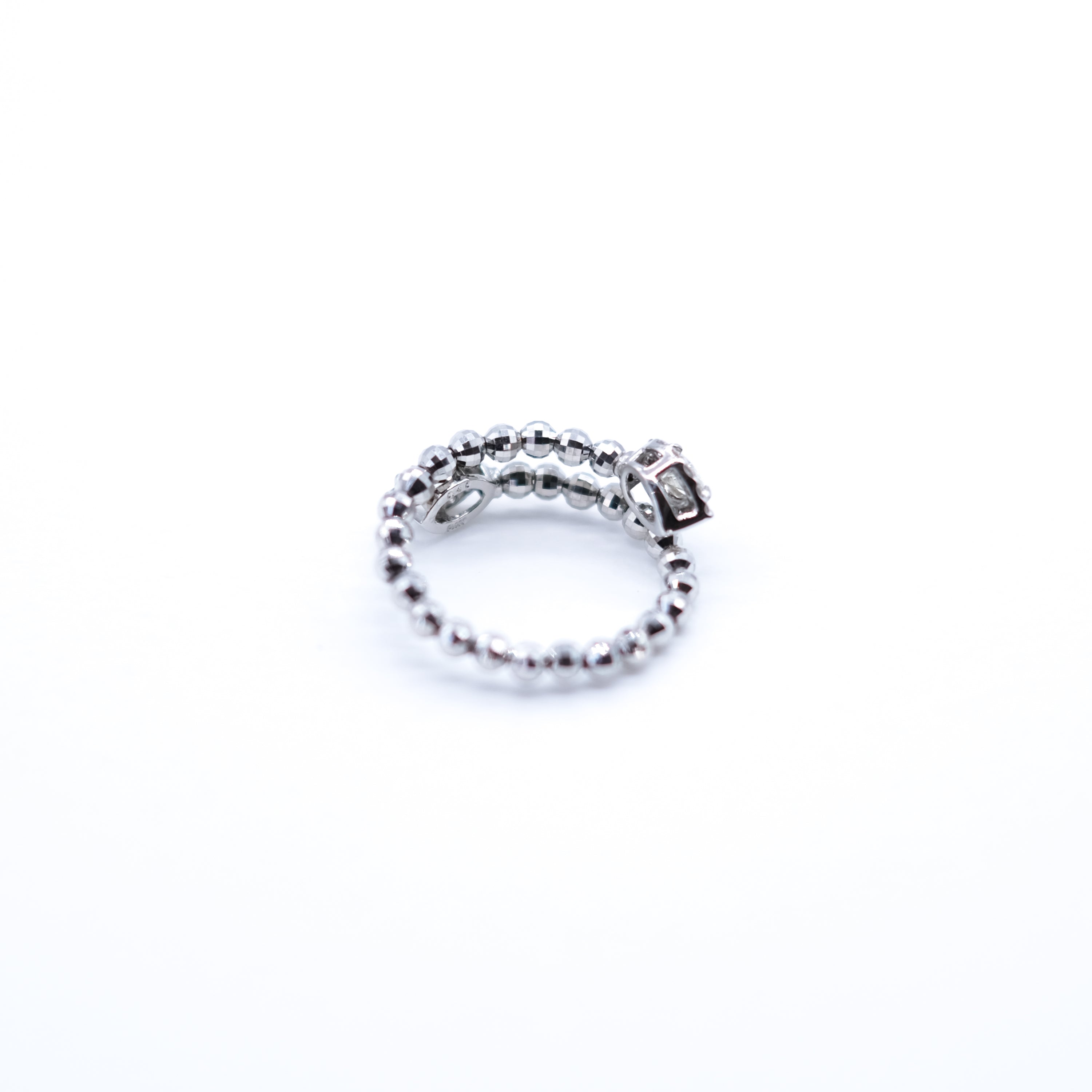 ダイヤモンド プラチナリング(マーキスカット/Sサイズ/フリーサイズ/4月誕生石)《25V01805-S》