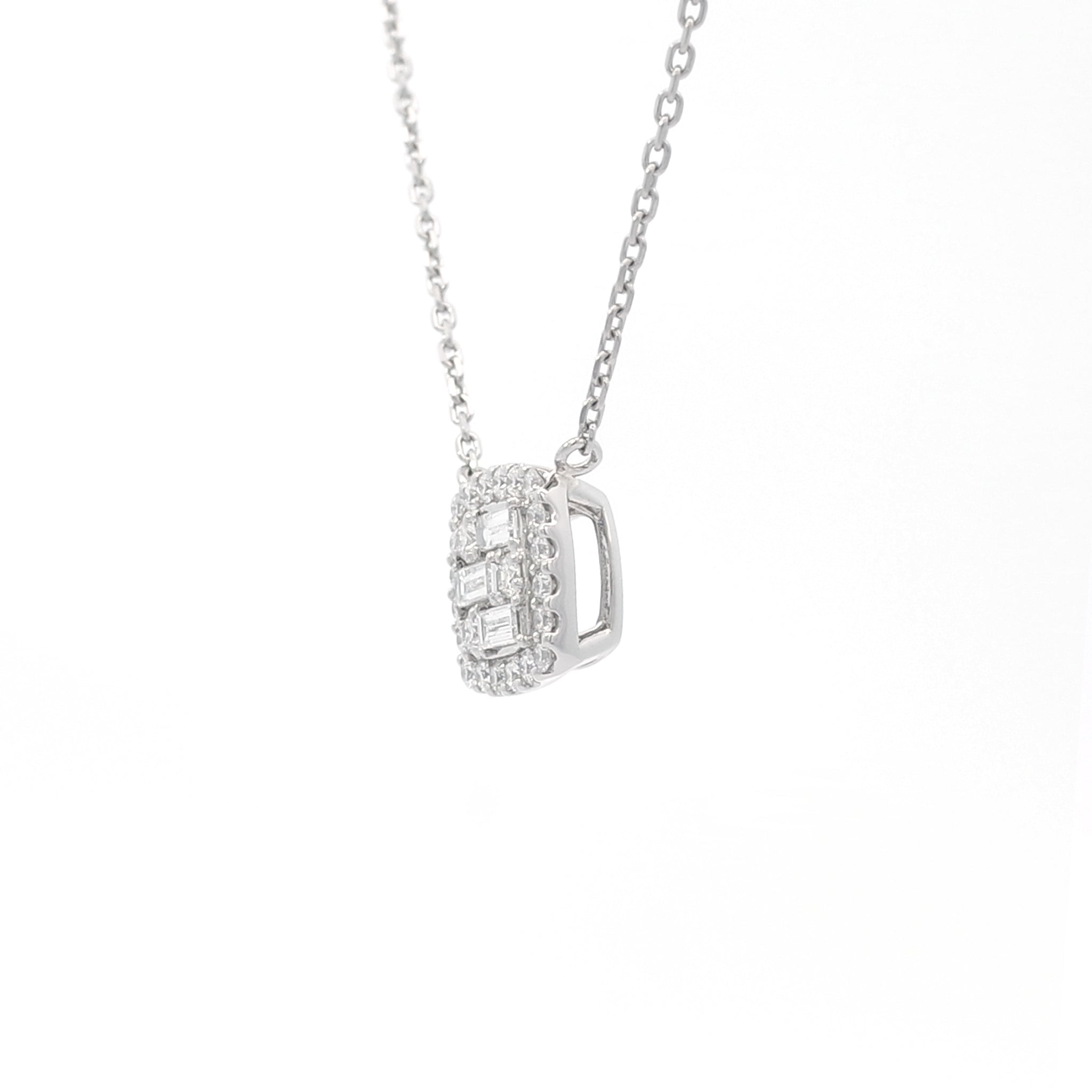 ダイヤモンド プラチナネックレス(バゲットカット/4月誕生石)《25V01806》