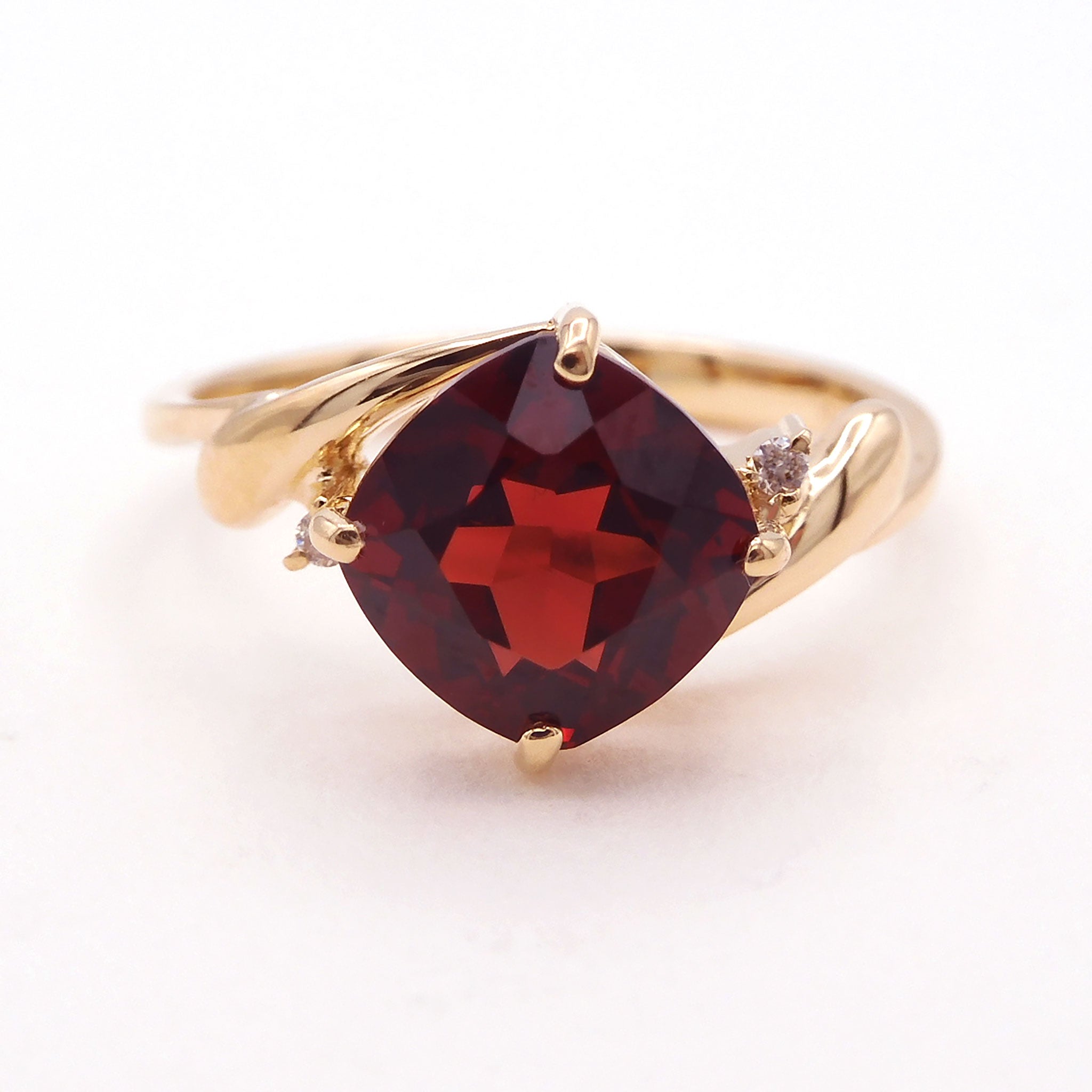 ガーネット/ダイヤモンド K18リング(2.6カラット/1月誕生石)《25V01904》