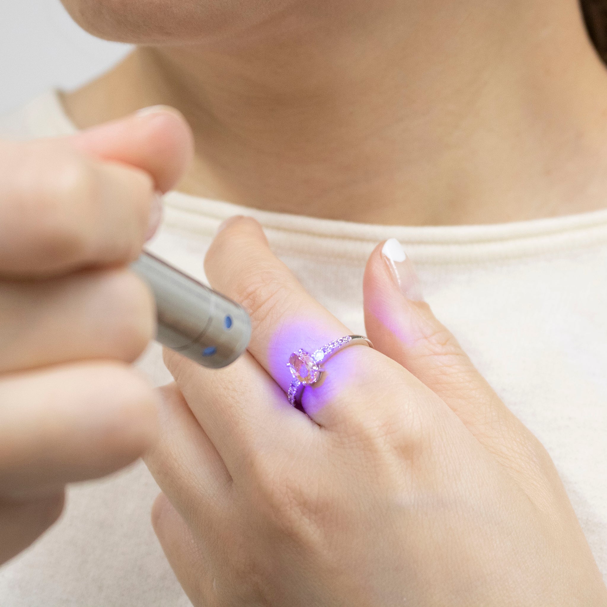 グリーンガーネット/ダイヤモンド プラチナリング(1月誕生石)《25V01908》