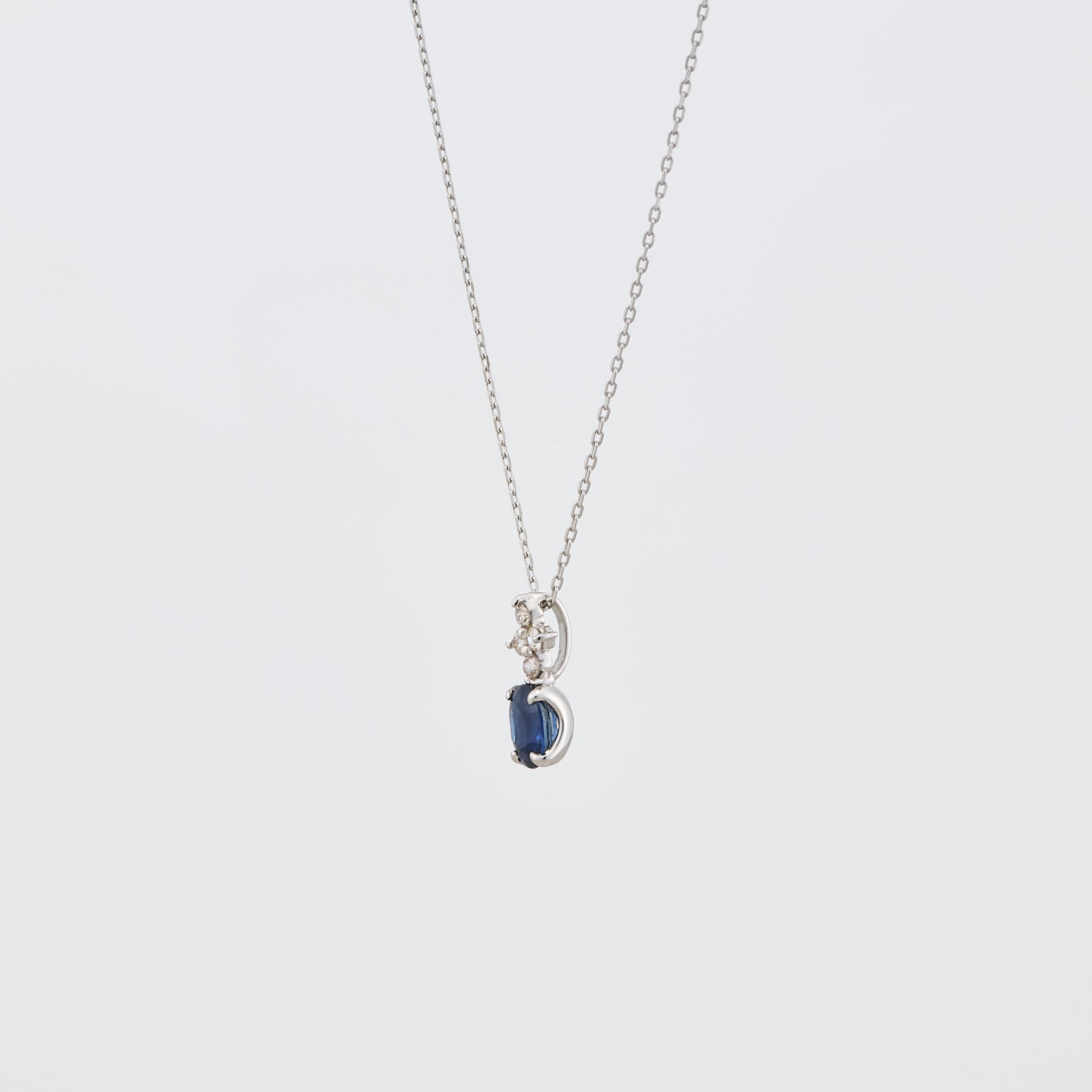 サファイア/ダイヤモンド プラチナネックレス(9月誕生石)《25V02008》