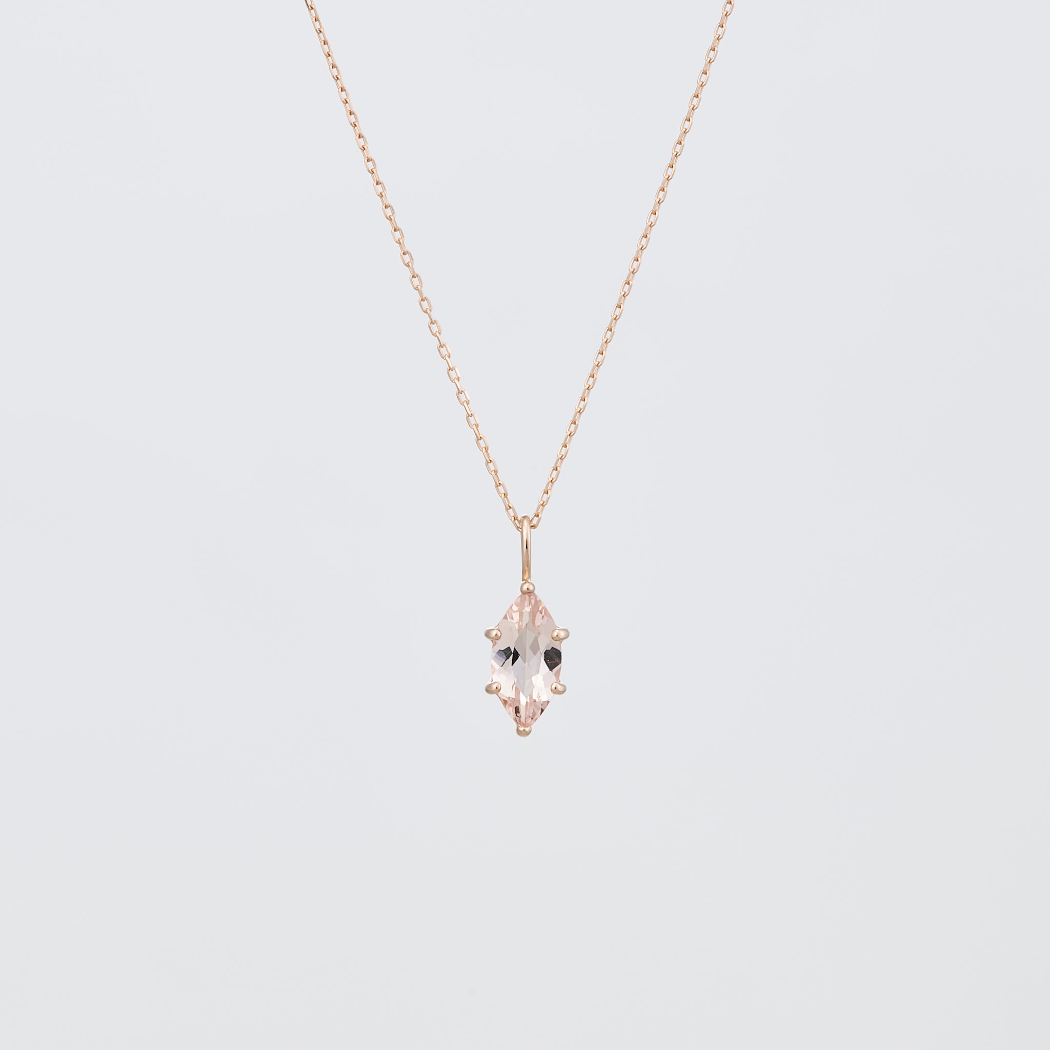 モルガナイト K18ネックレス(マーキス/4月誕生石)《25V02101》