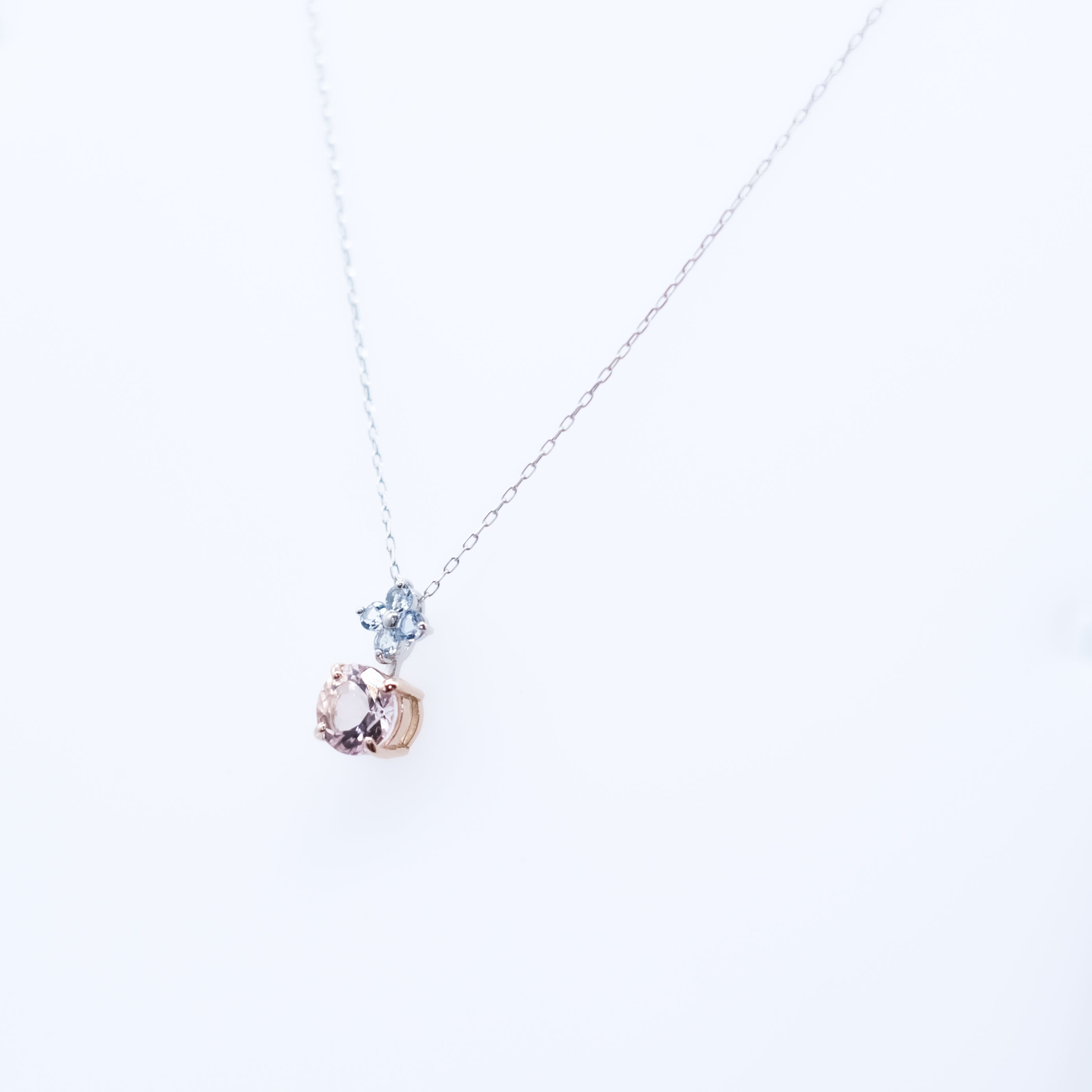 モルガナイト/アクアマリン K18/プラチナネックレス(コンビカラー)《25V02102》