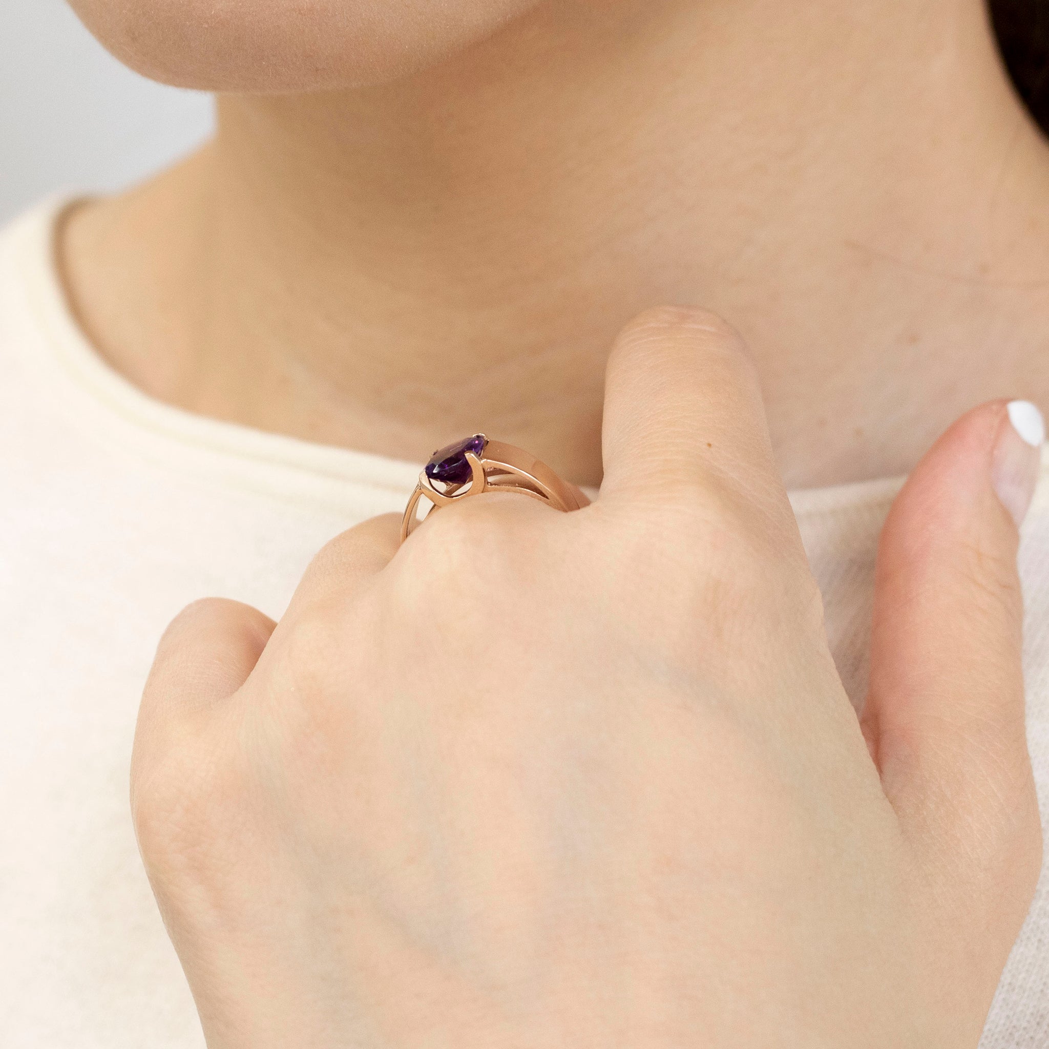 アメシスト K18リング(1.2カラット/2月誕生石)《25V02104》