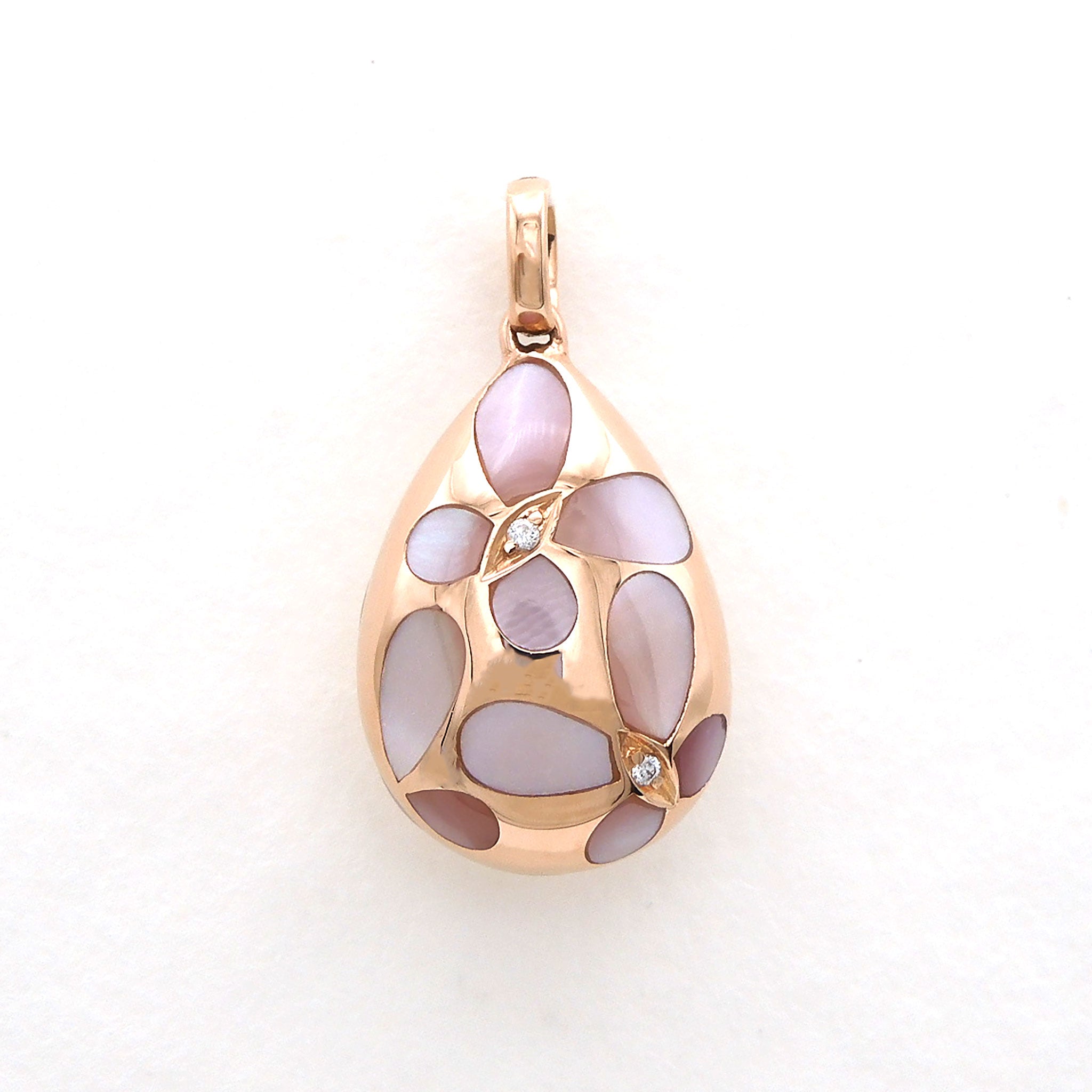 【限定6点】シェル/ダイヤモンド K18ペンダント(蝶モチーフ)《25V02105》