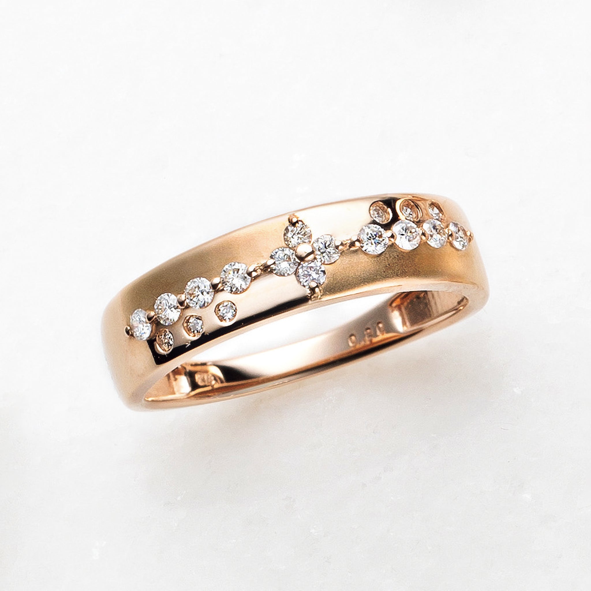 ダイヤモンド K18リング(フラワーモチーフ/4月誕生石)《25V02106》