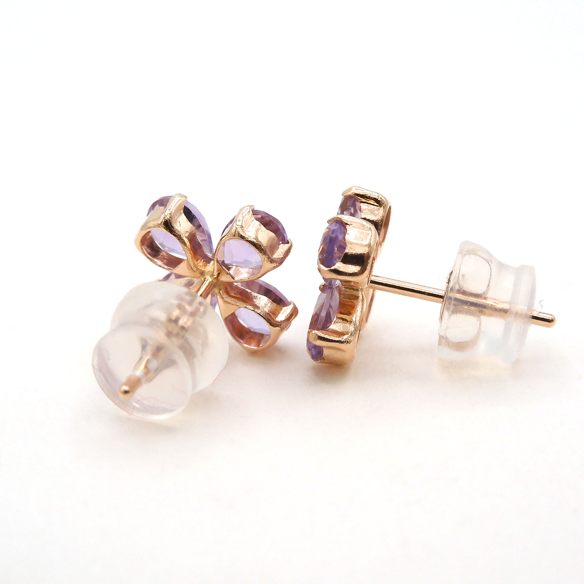 アメシスト K18ピアス(フラワーモチーフ/2月誕生石)《25V02107》