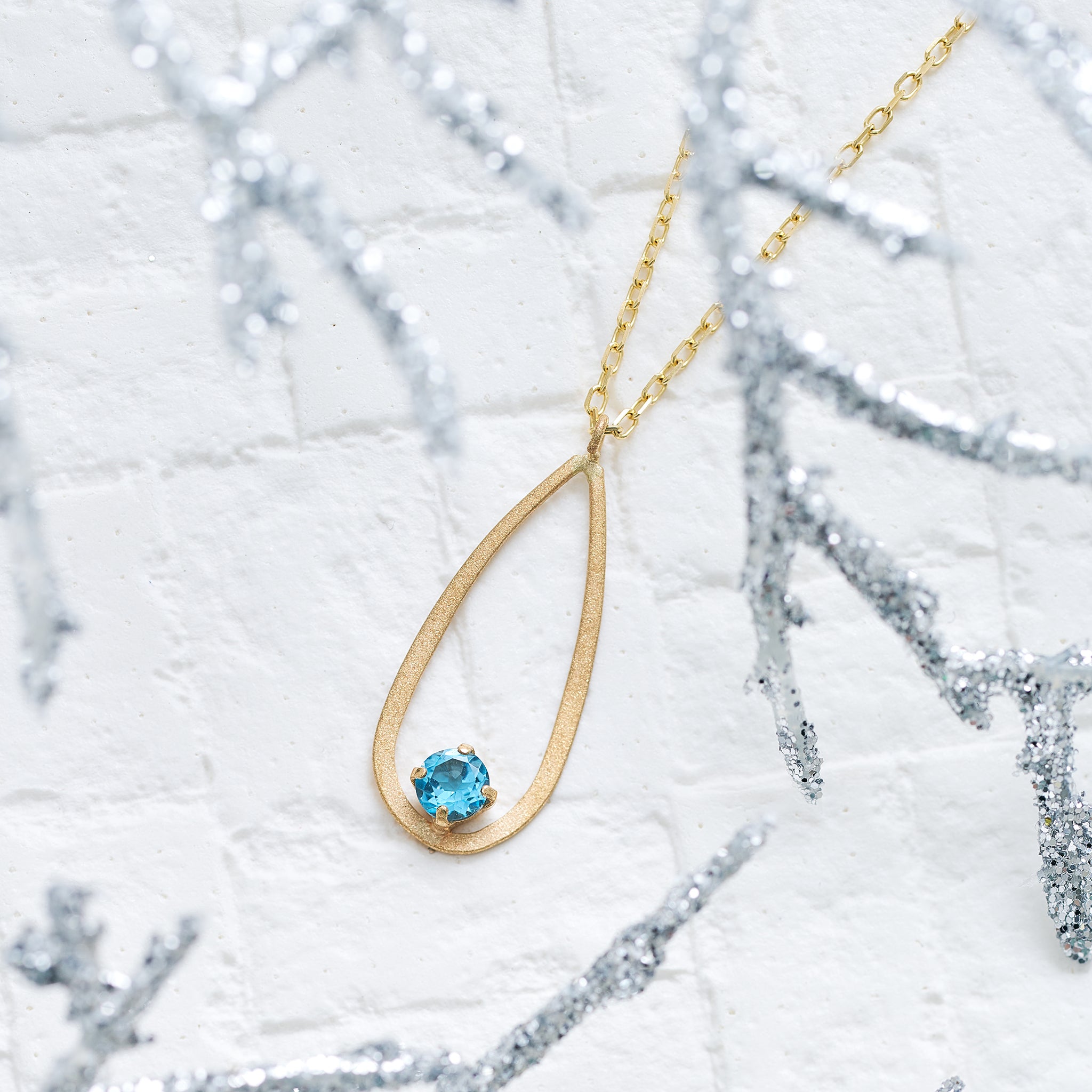 ブルートパーズ K10ネックレス(11月誕生石)《25V02201》