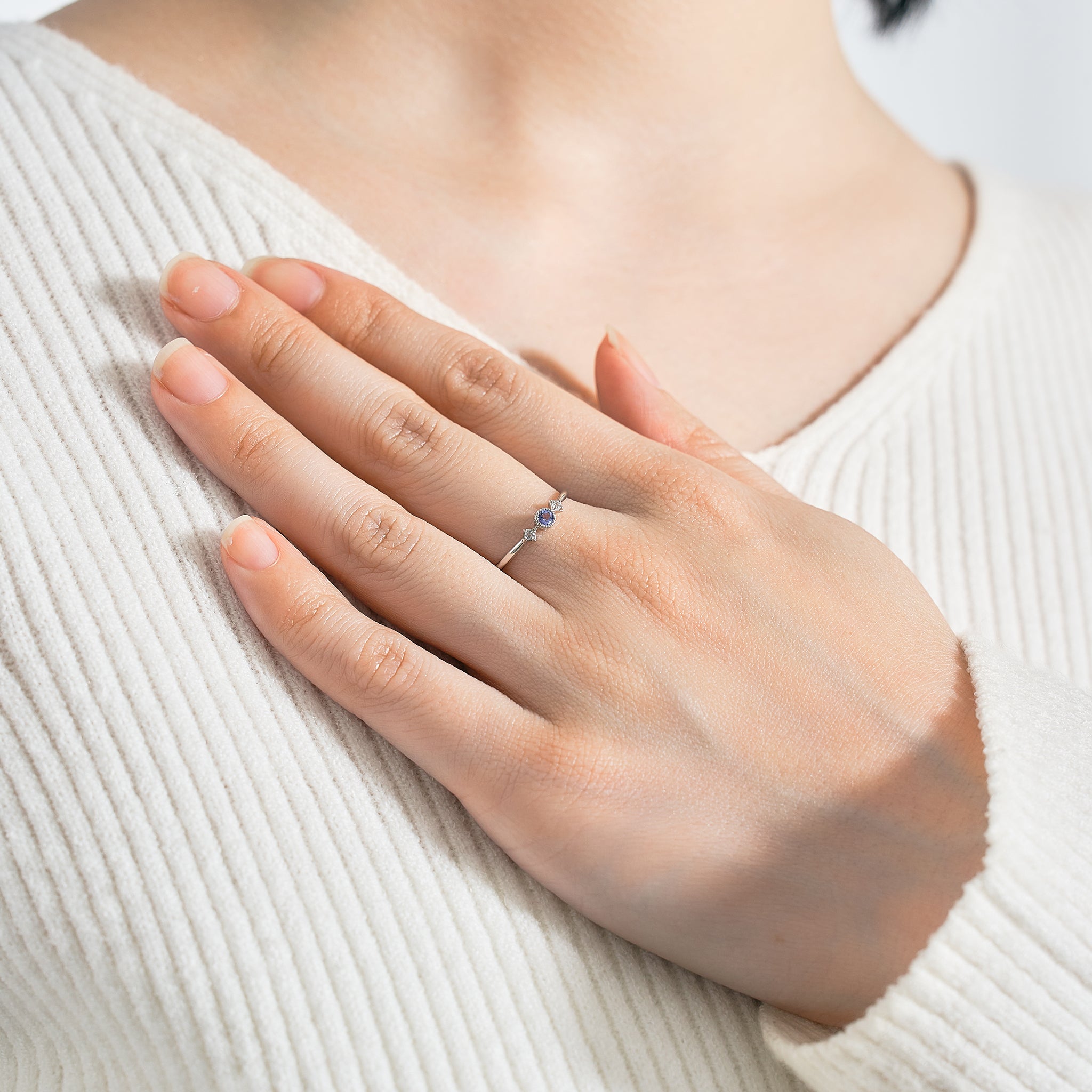 タンザナイト/ホワイトトパーズ プラチナリング(12月誕生石)《25V02208》