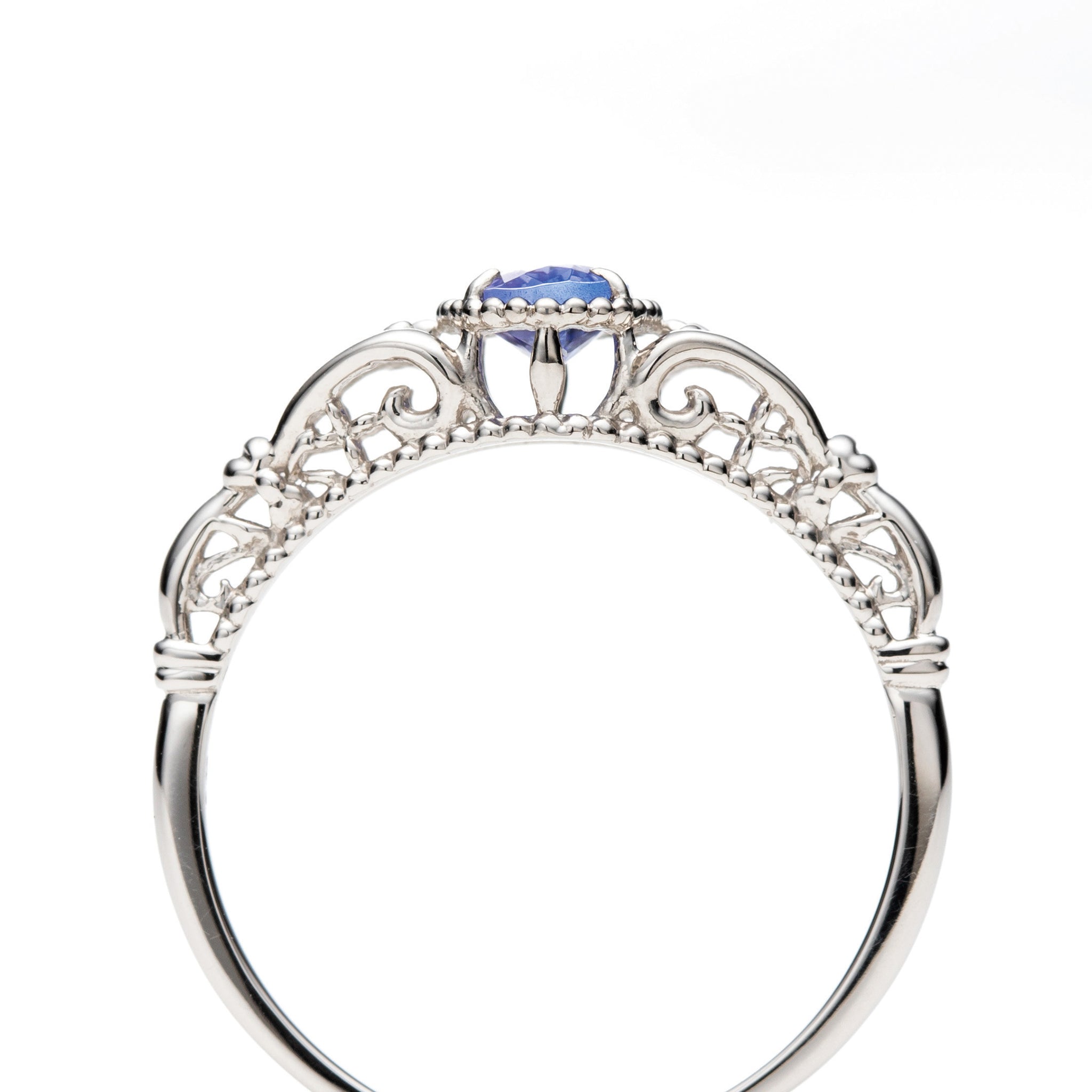 タンザナイト プラチナリング(12月誕生石)《25V02209》