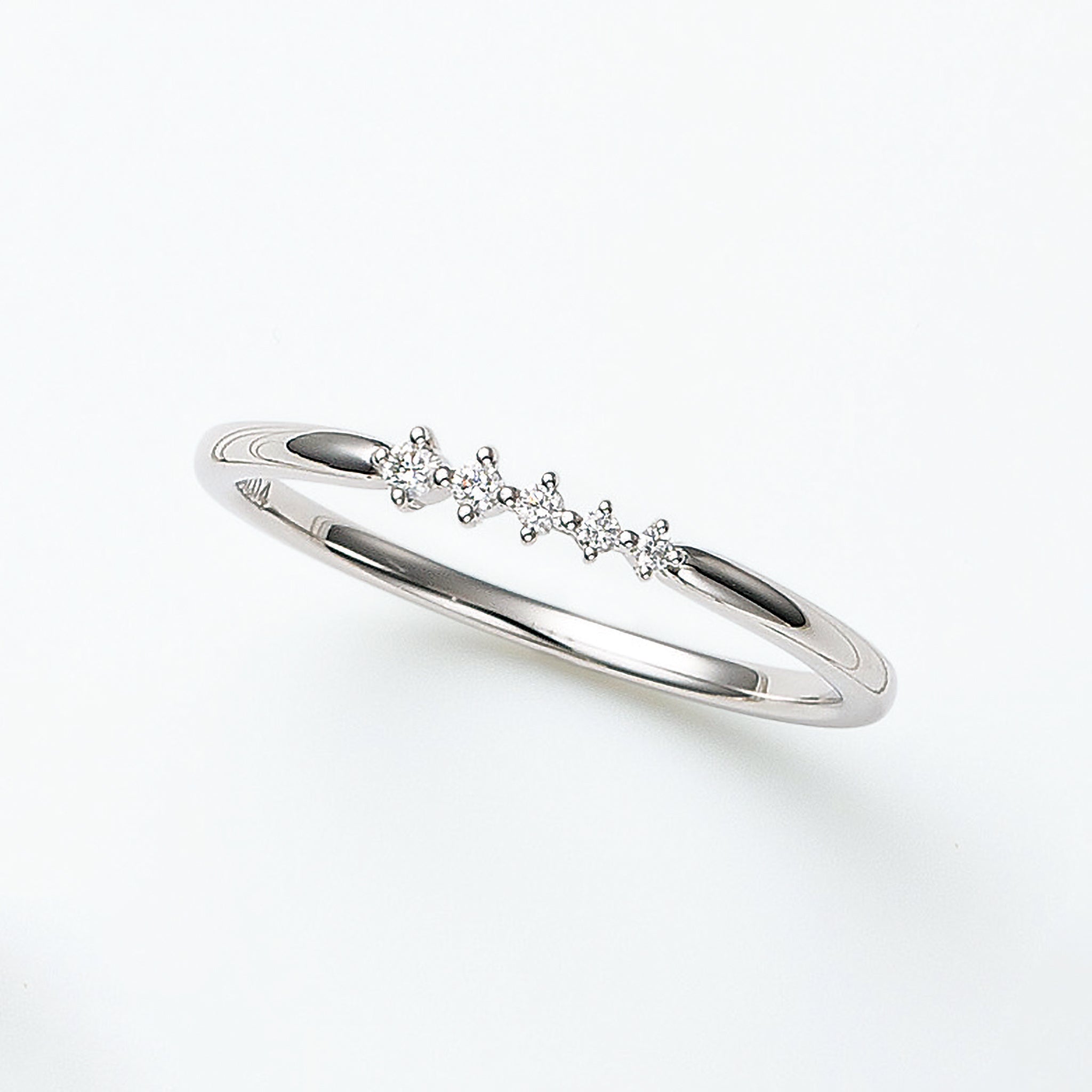 ダイヤモンド プラチナリング(4月誕生石)《25V02408》