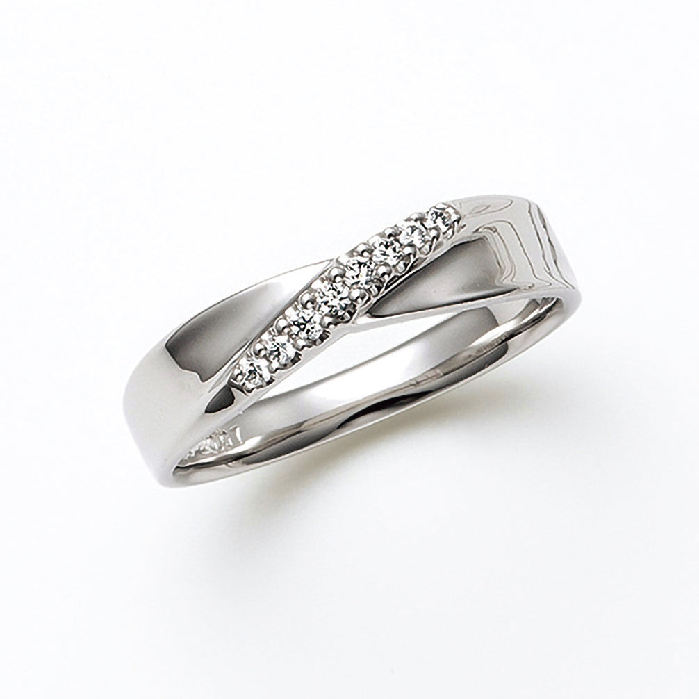 ダイヤモンド プラチナリング(4月誕生石)《25V02409》