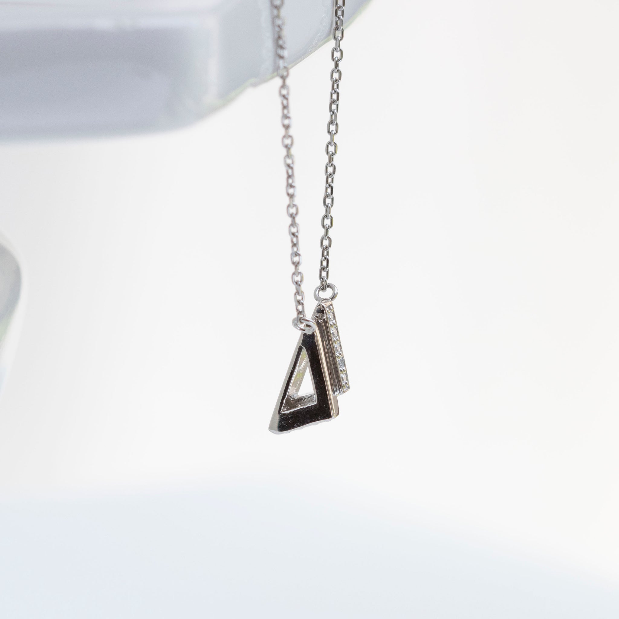 ダイヤモンド プラチナネックレス(4月誕生石)《25V02410》