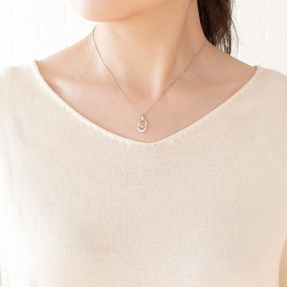 ダイヤモンド プラチナネックレス(4月誕生石)《25V02501》