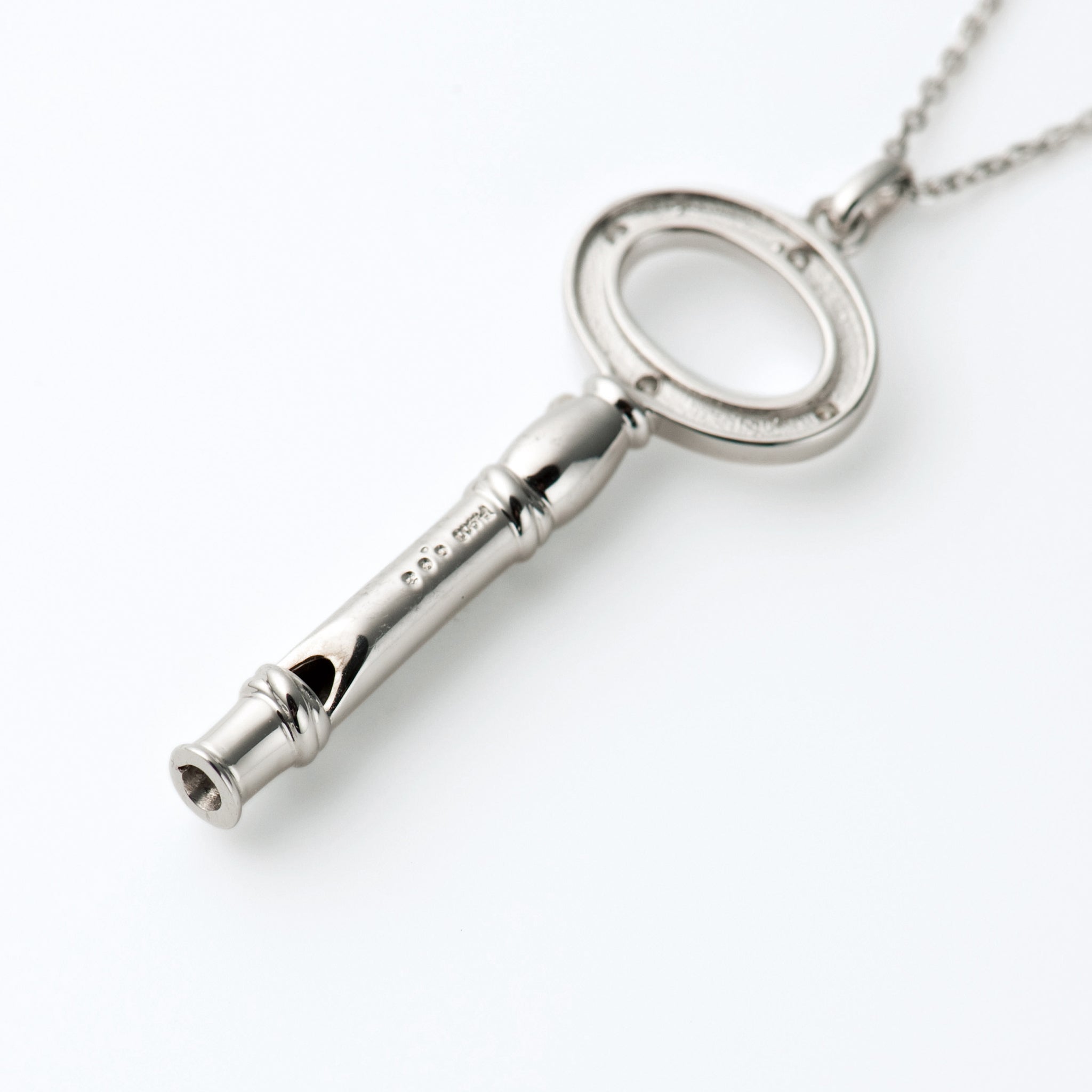 ダイヤモンド プラチナネックレス(鍵モチーフ/ホイッスル付)《25V02504》