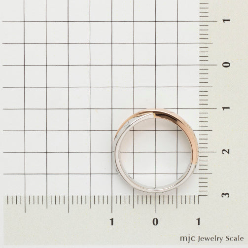 プラチナ/K18リング(コンビカラー)《25V02505》