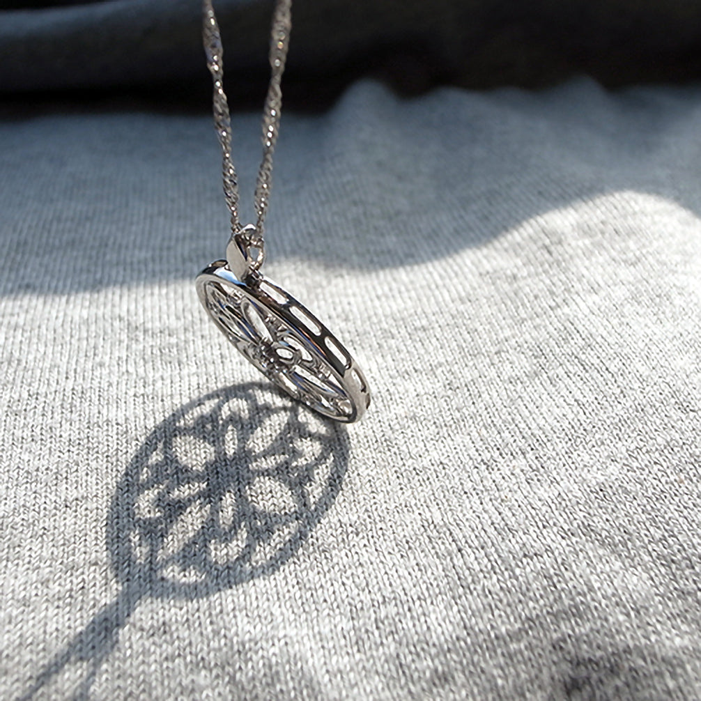 ダイヤモンド プラチナネックレス(ロング/60cm/4月誕生石/鑑別書付)《25V02508》